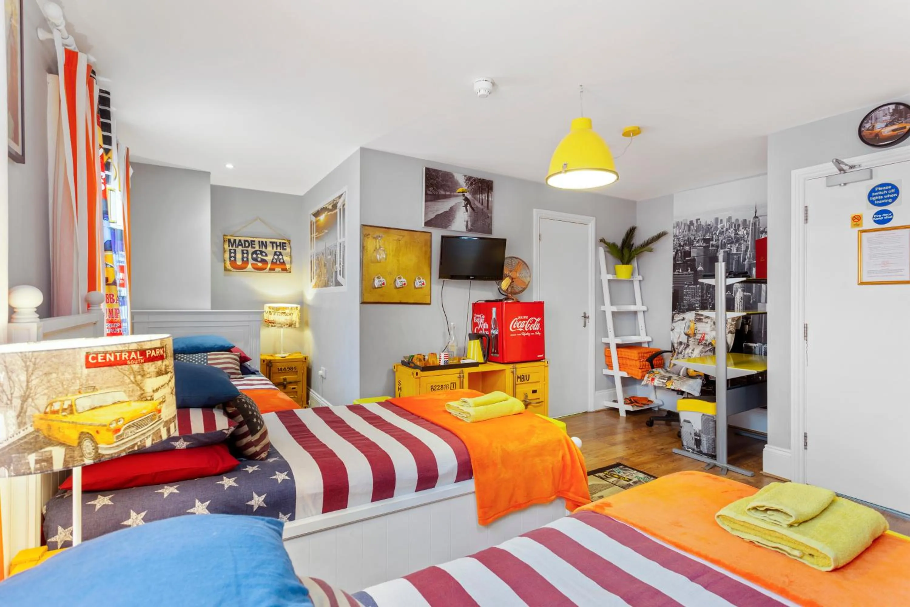 Bed in Mama’s Inn Boutique Guest House