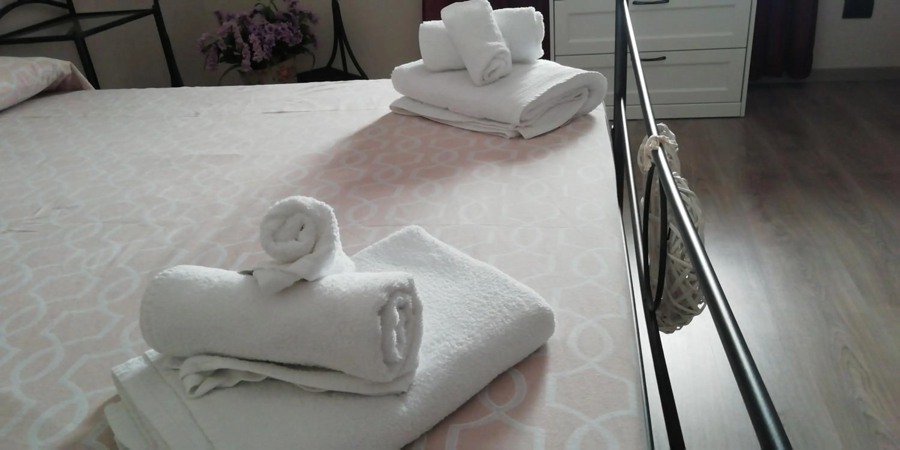 Bed in Butterfly B&B