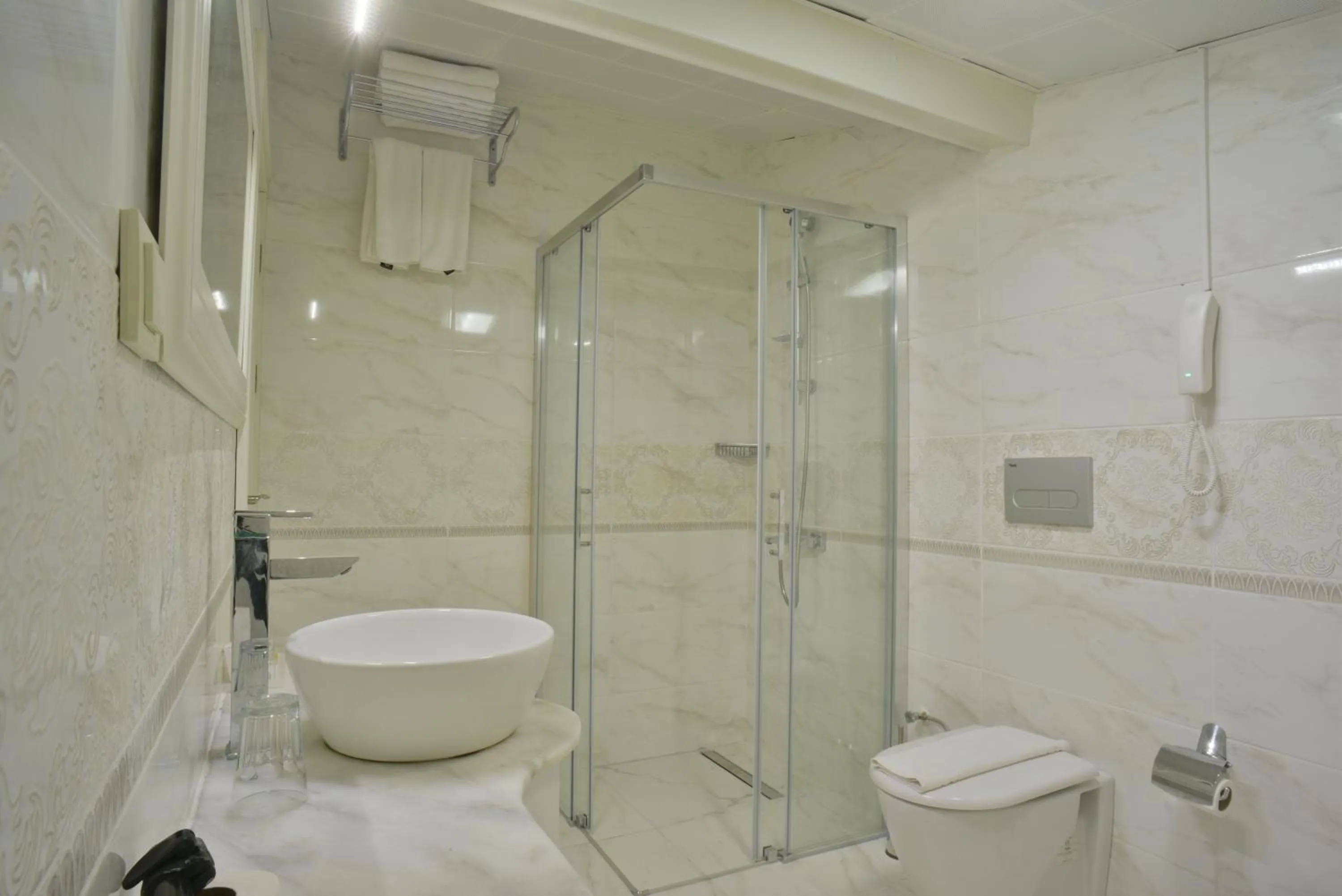 Bathroom in Baga Hotel