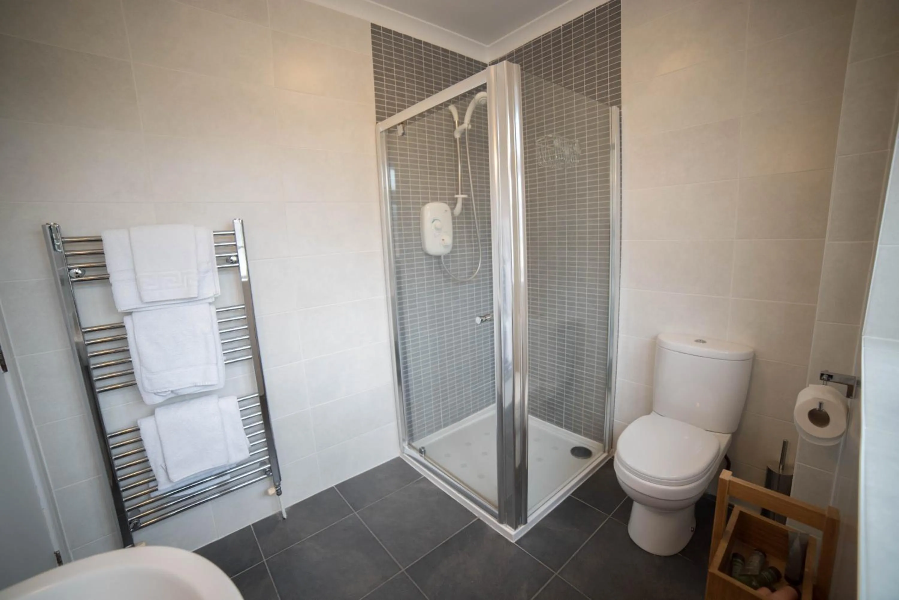 Shower in Red Mullions Guest House