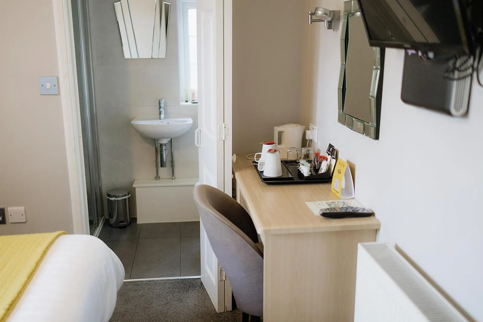 Bedroom in Red Mullions Guest House