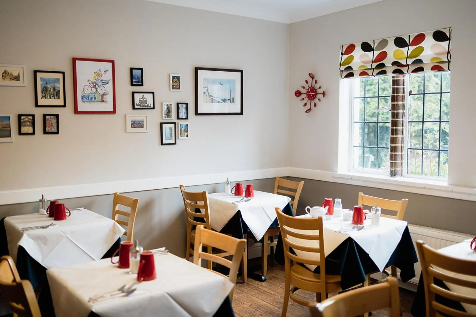 Dining area in Red Mullions Guest House