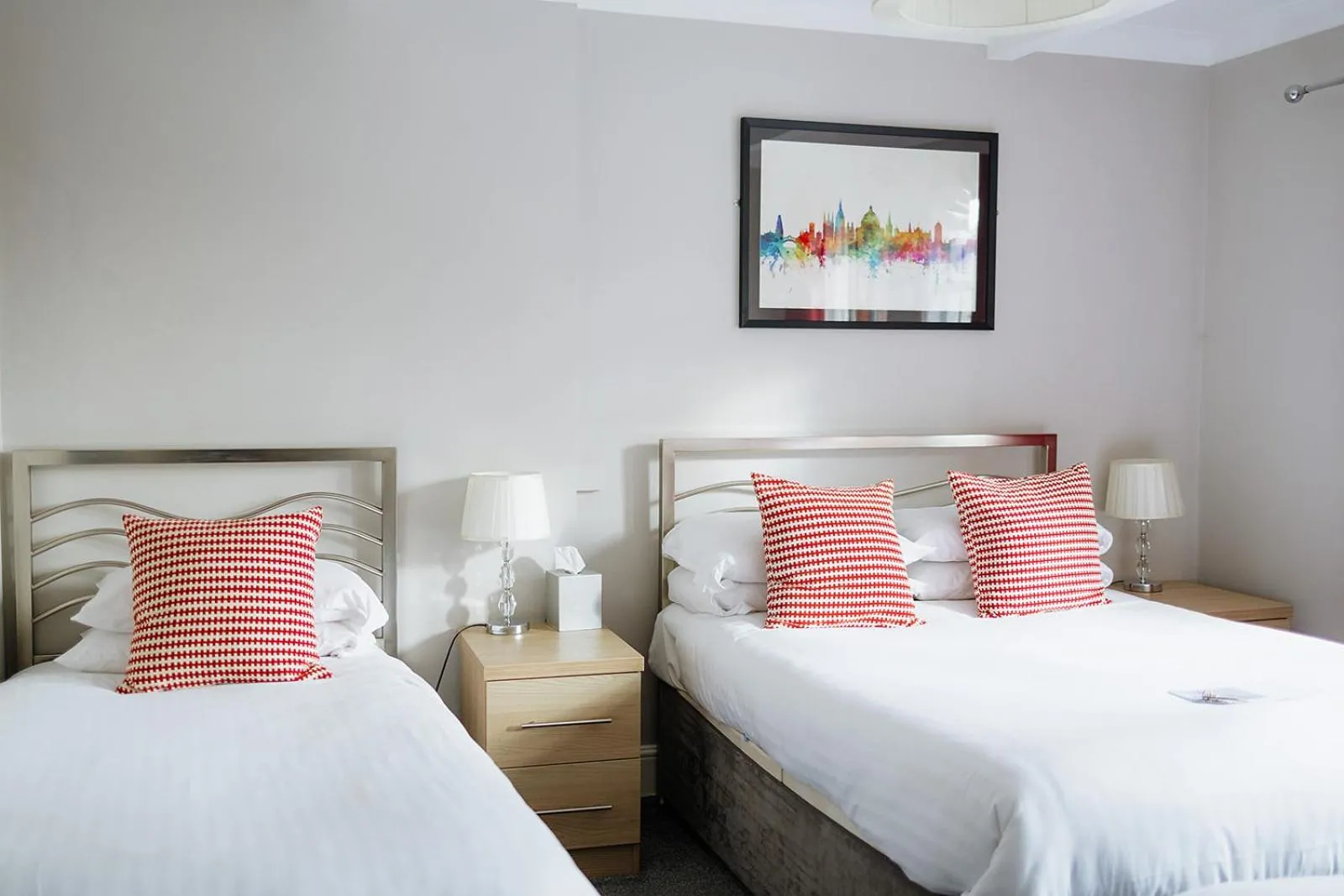 Bedroom, Bed in Red Mullions Guest House