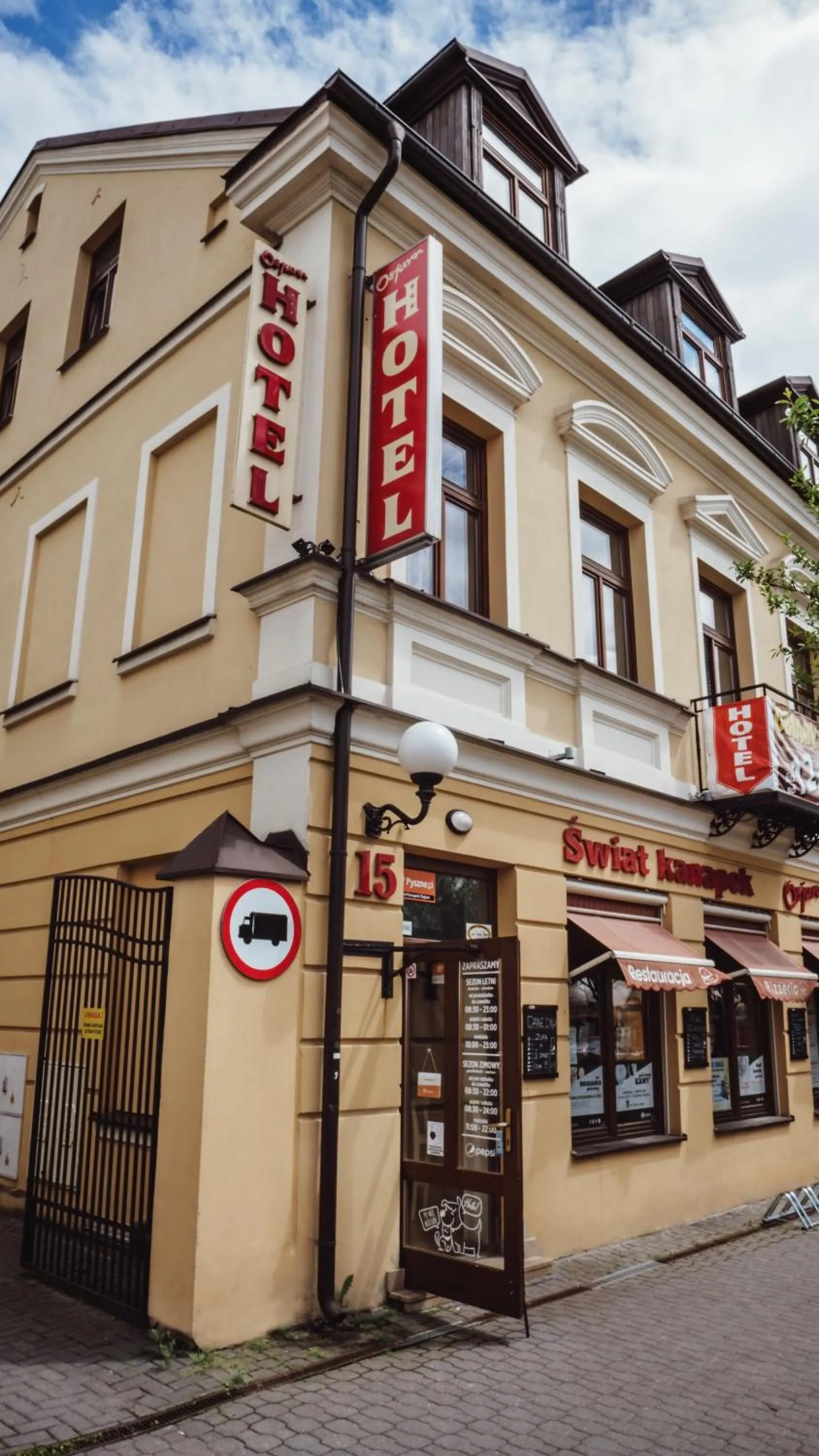 Property building in Hotel Osjann