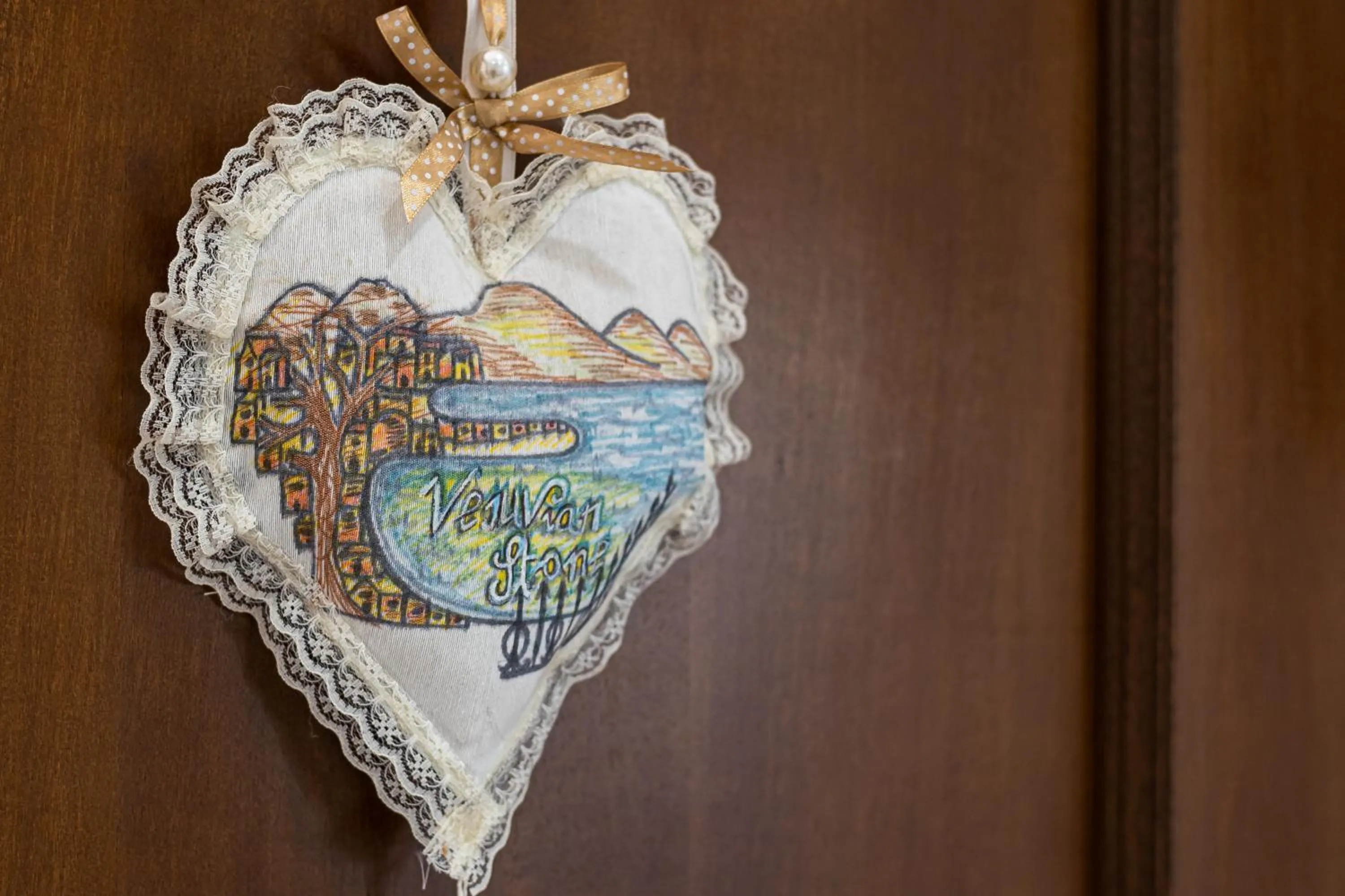 Decorative detail in B&B VESUVIAN STONE