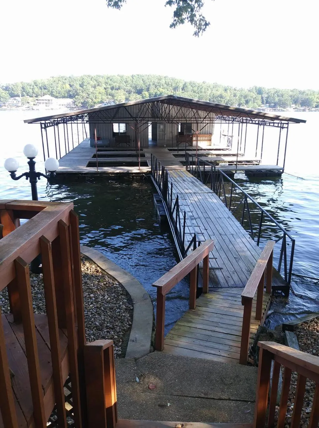 Lake view in Point View Resort