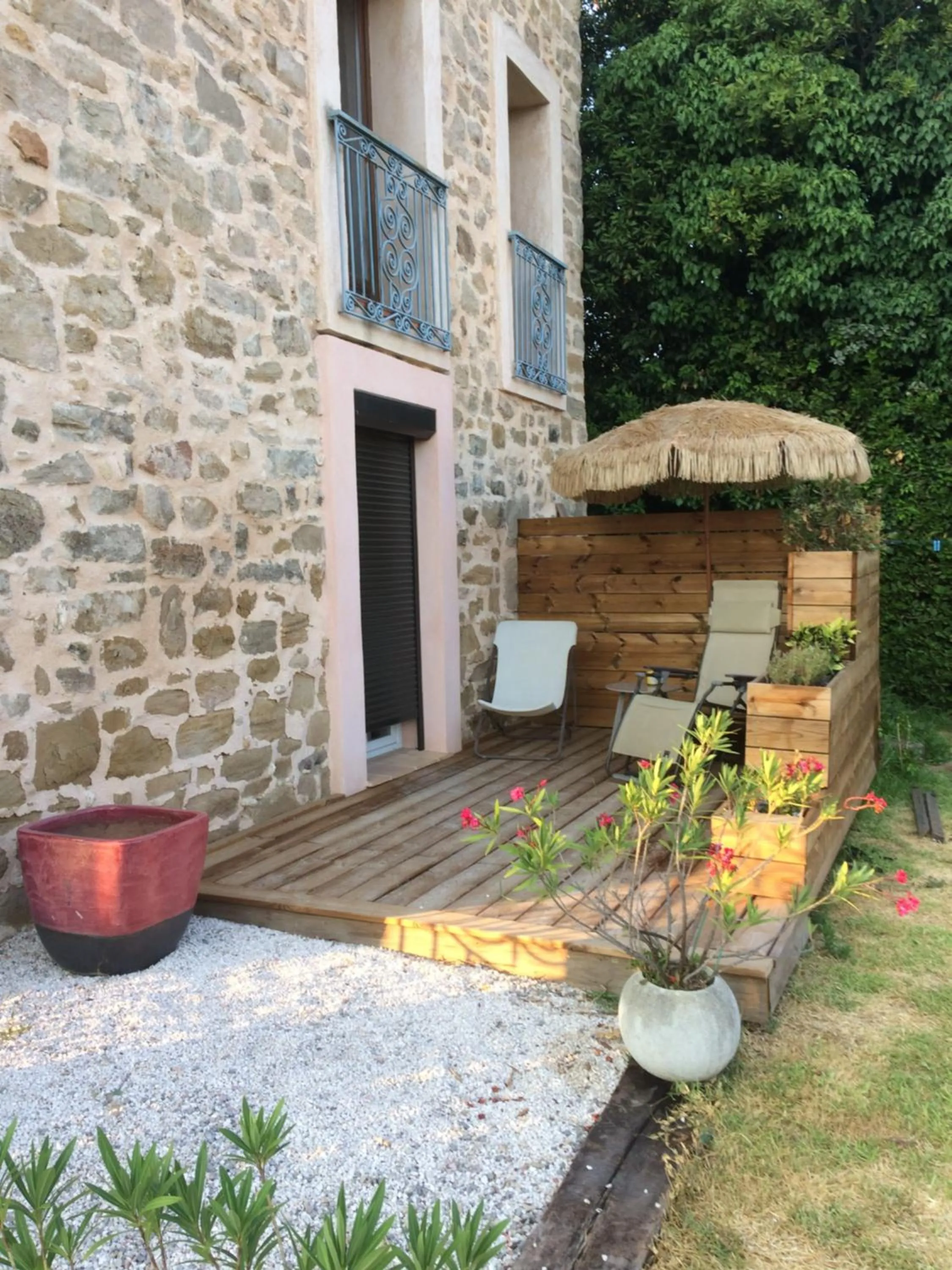 Balcony/Terrace in La Bastide de l'Olivier