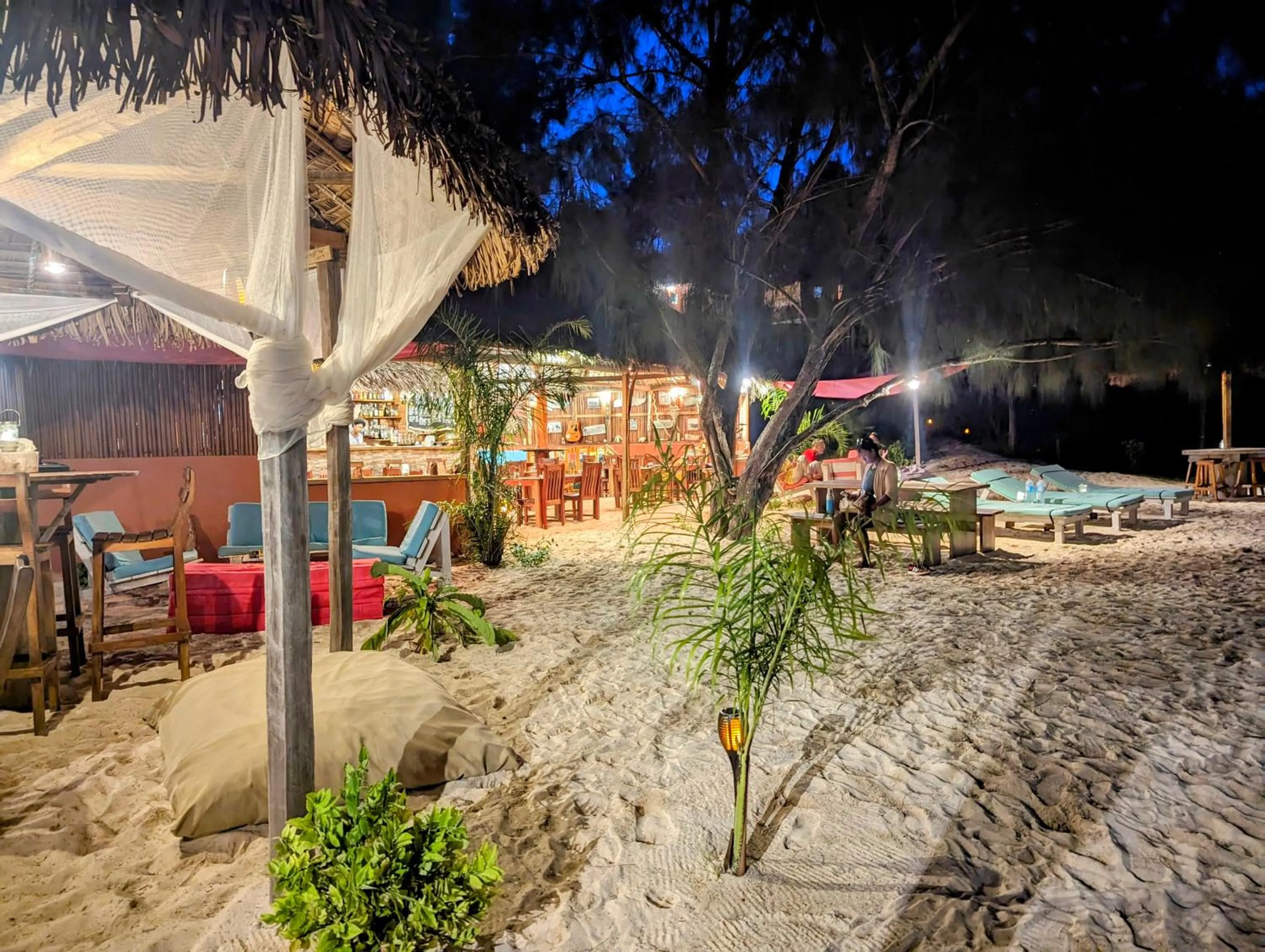 Restaurant/places to eat in Ocean Lodge Kite & Windsurf