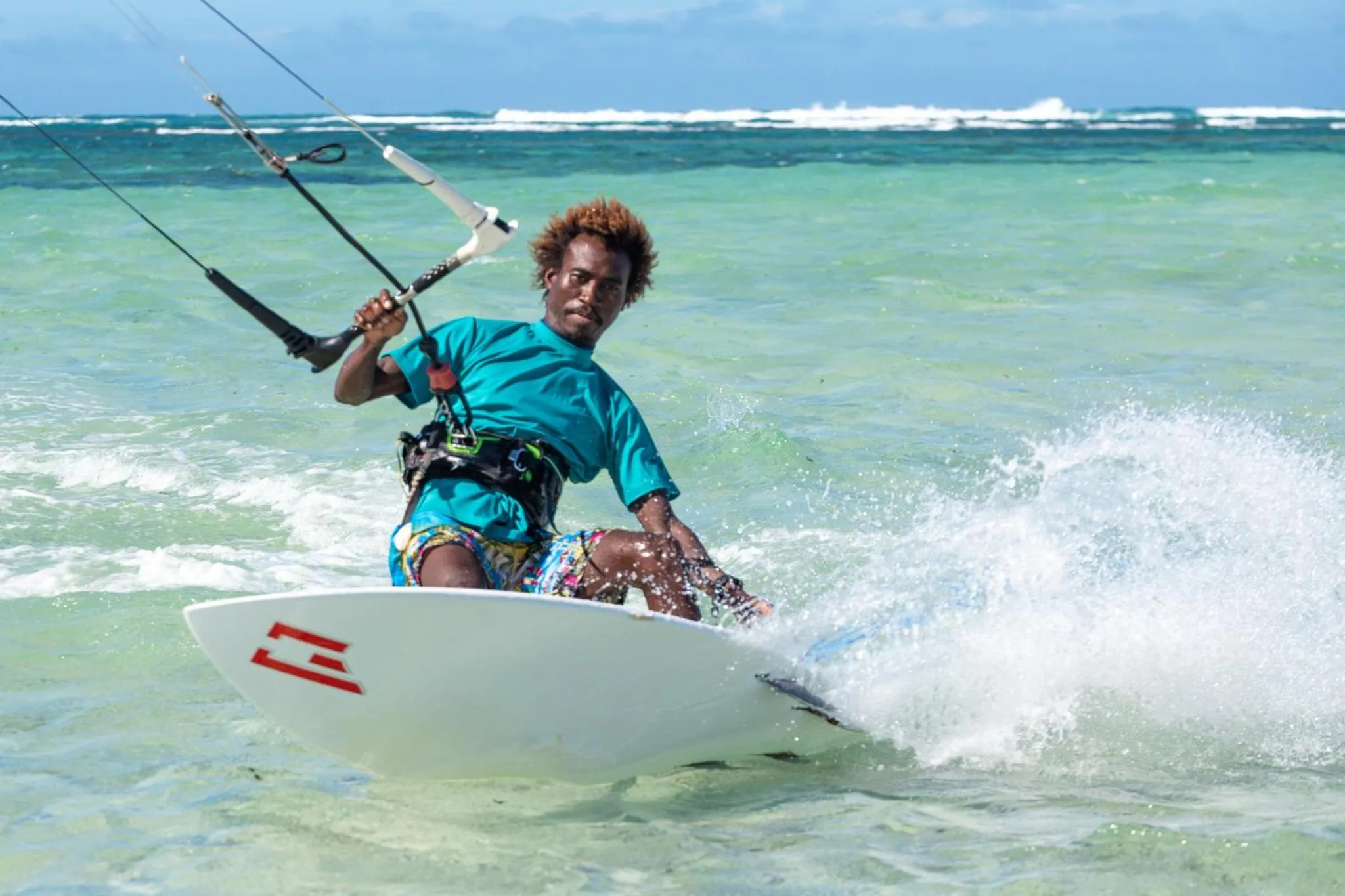 Windsurfing in Ocean Lodge Kite & Windsurf