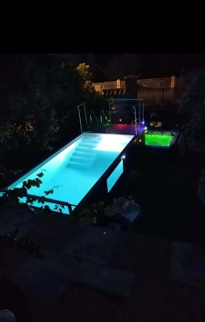 VILLA ARTEMIA Maison vigneronne - chambre d hôtes-B&B-piscine et spa