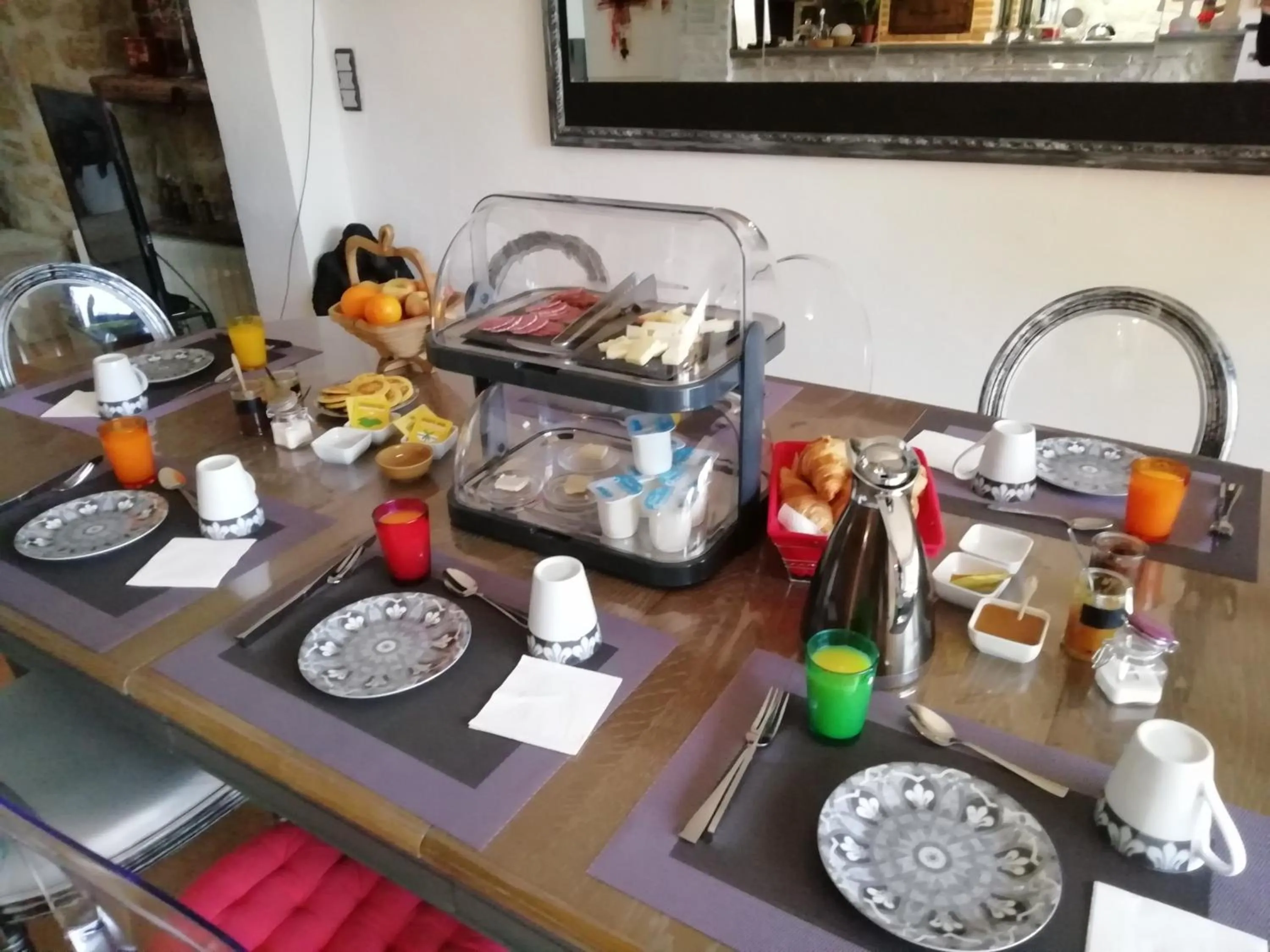 VILLA ARTEMIA Maison vigneronne - chambre d hôtes-B&B-piscine et spa