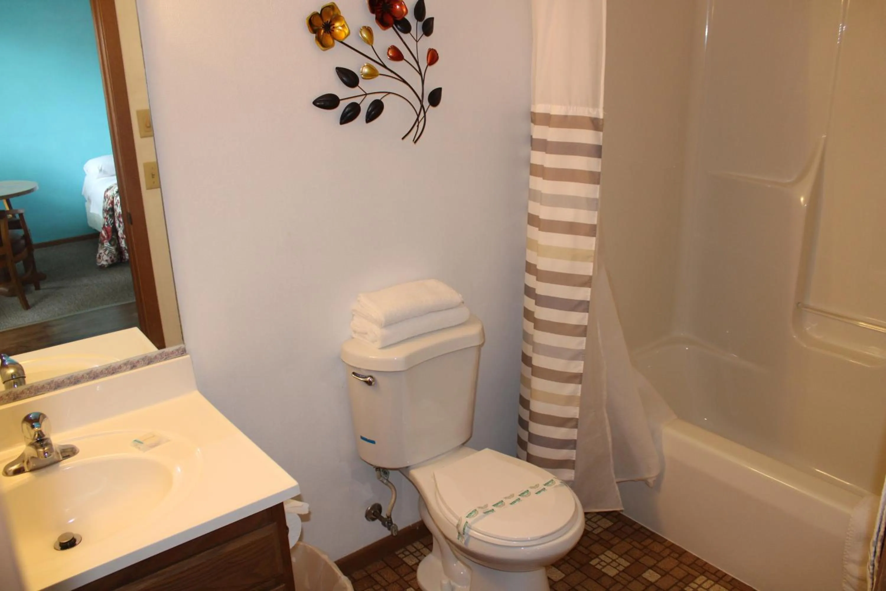 Bathroom in River Road Motel