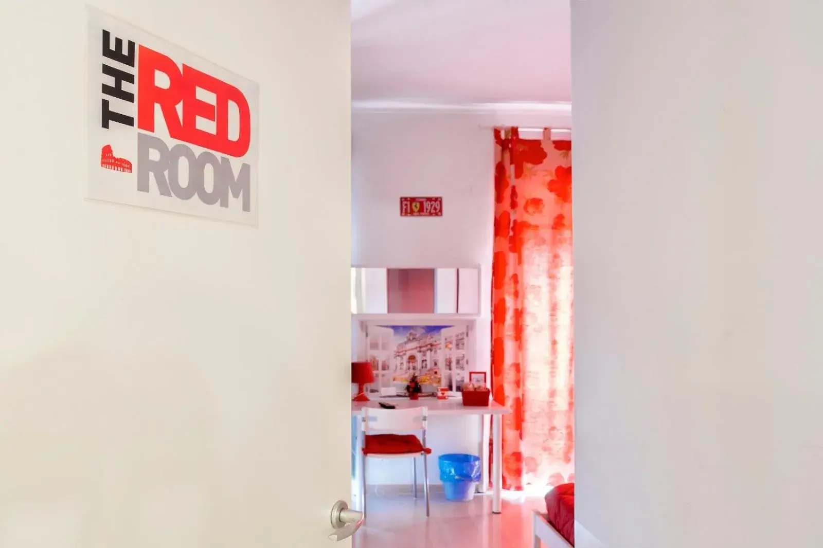 Double Room with Basilica View in The Colours Of Rome Double Room with Basilica View in The Colours Of Rome