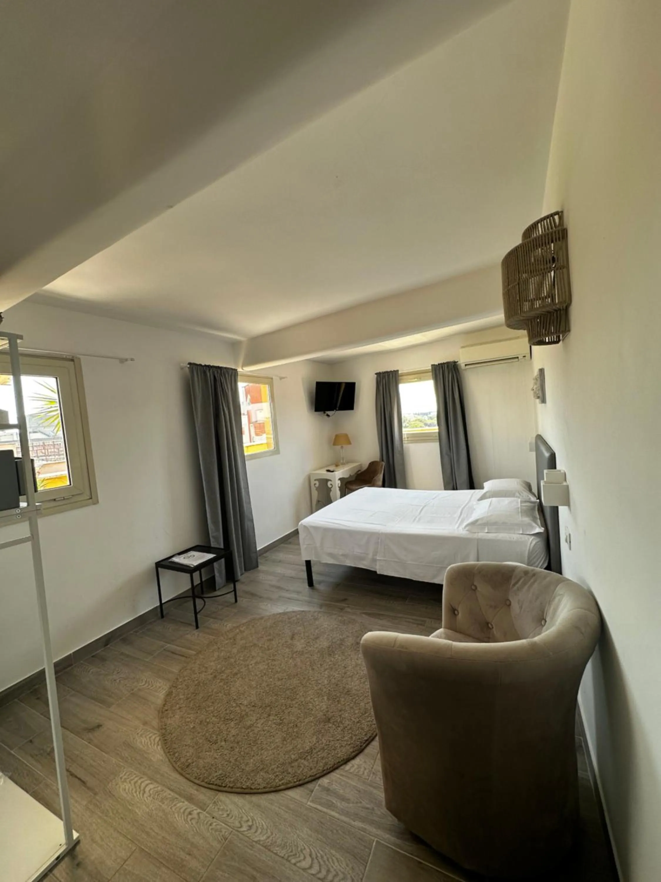 Bed in All Comfort Astoria Palace