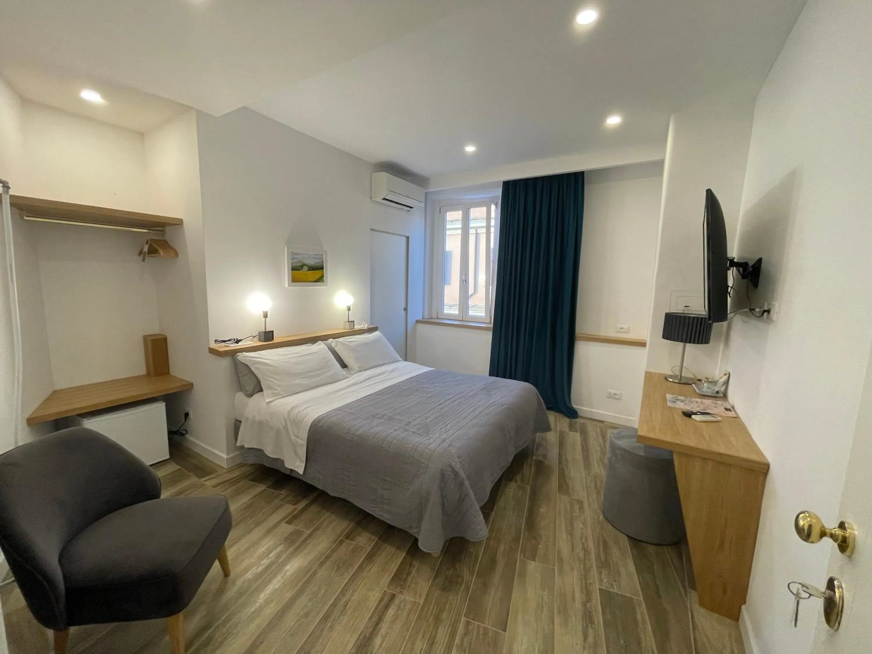 Bed in All Comfort Astoria Palace