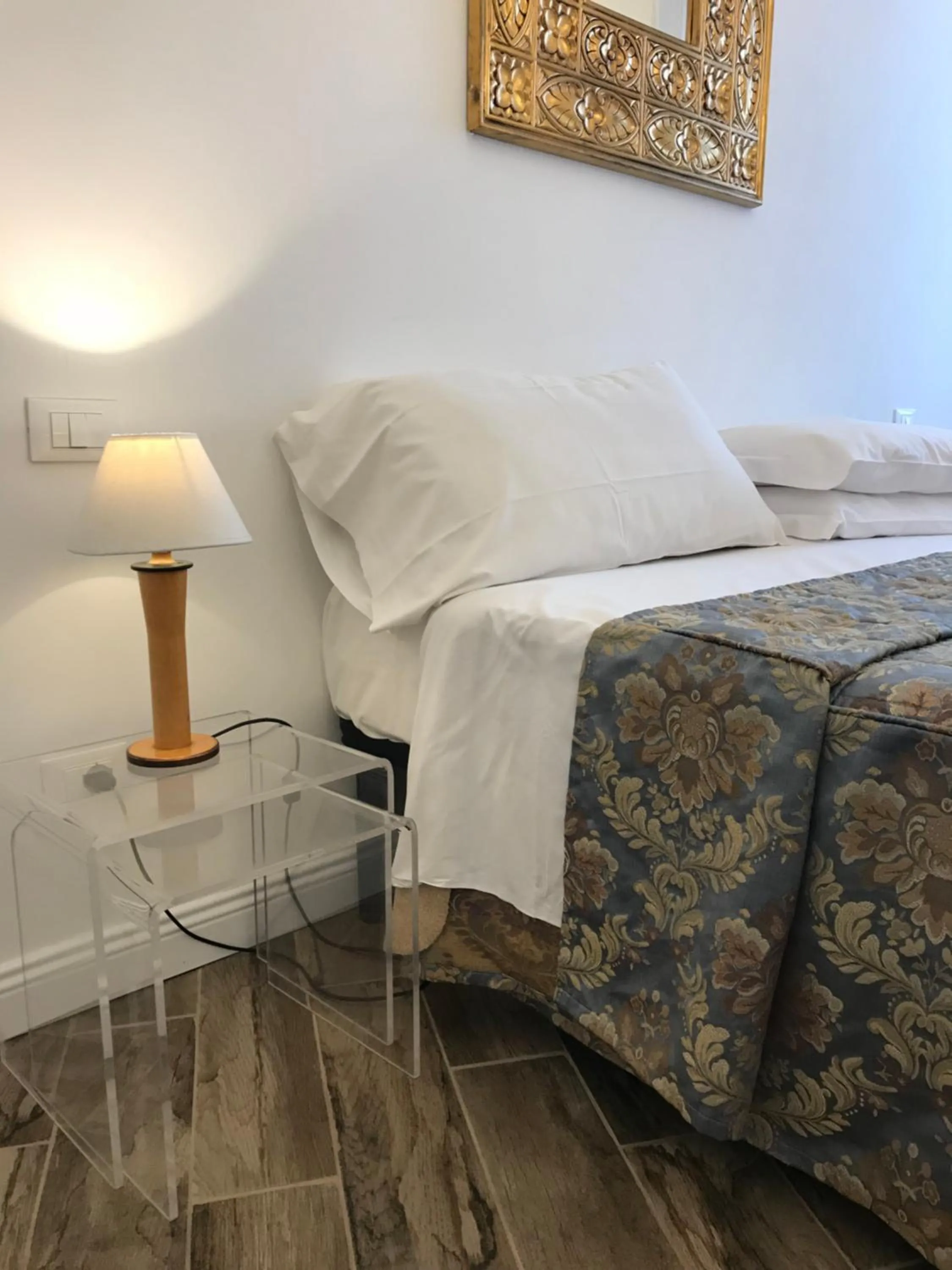 Bed in All Comfort Astoria Palace