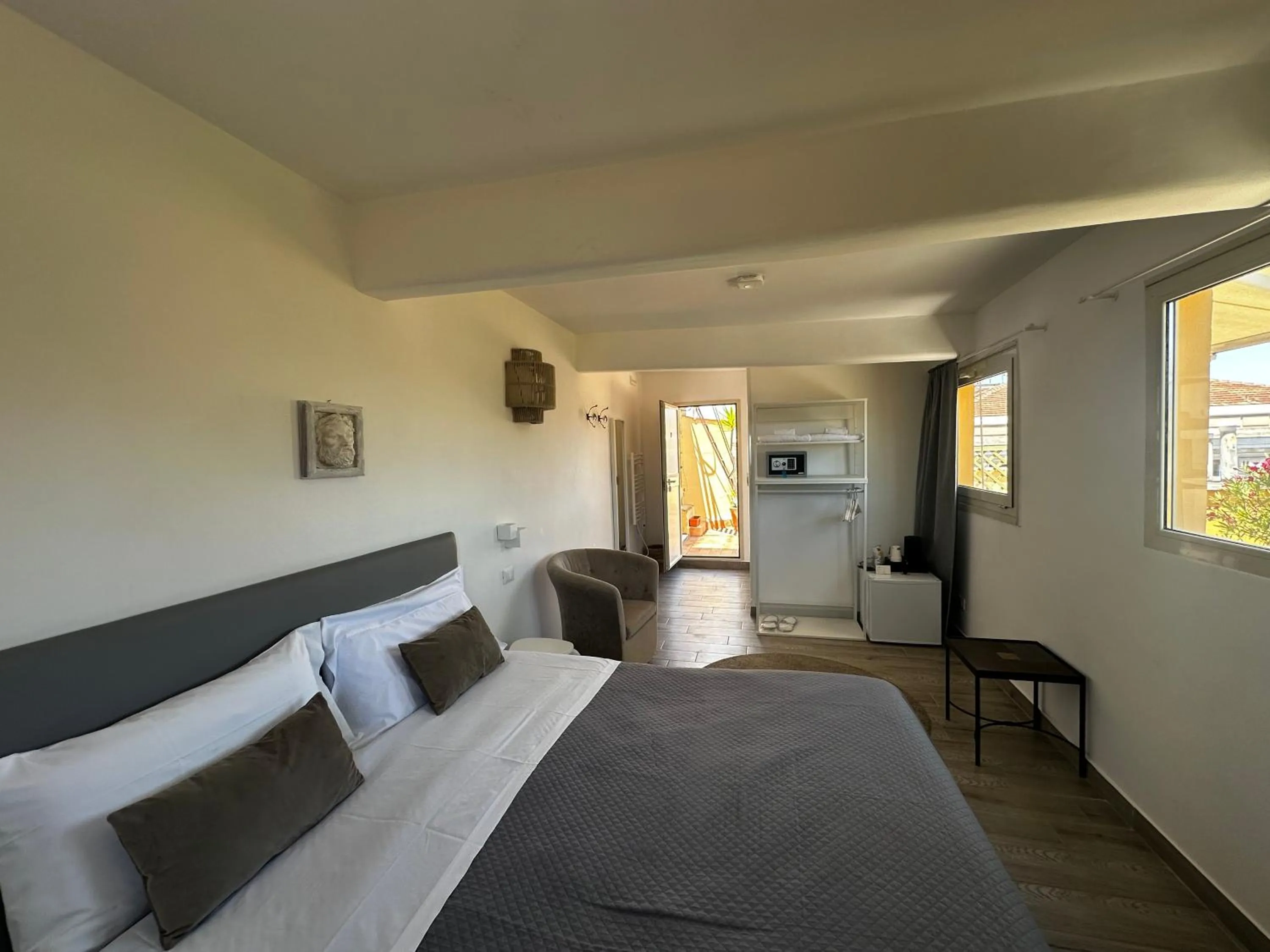 Bed in All Comfort Astoria Palace