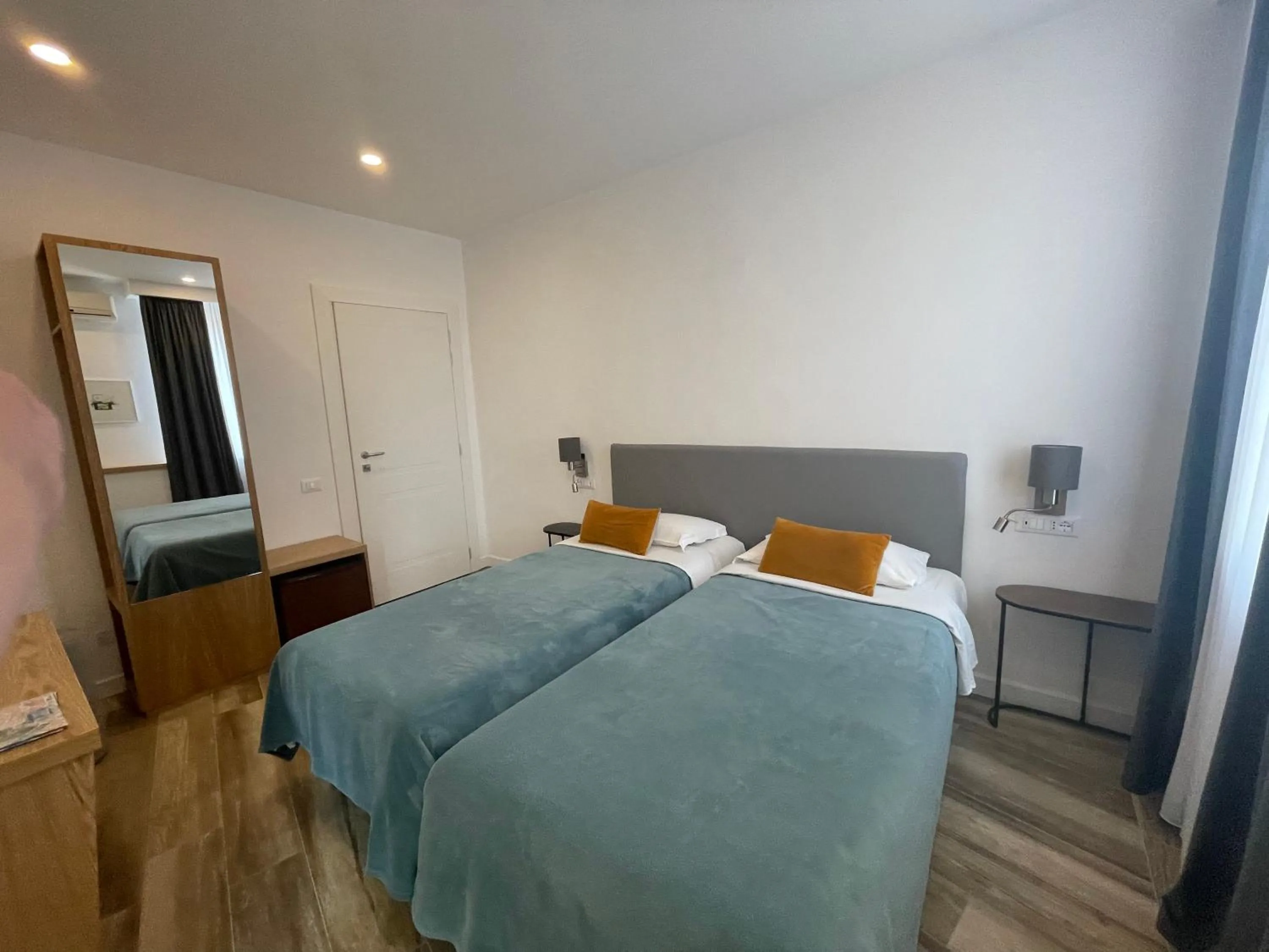 Bed in All Comfort Astoria Palace