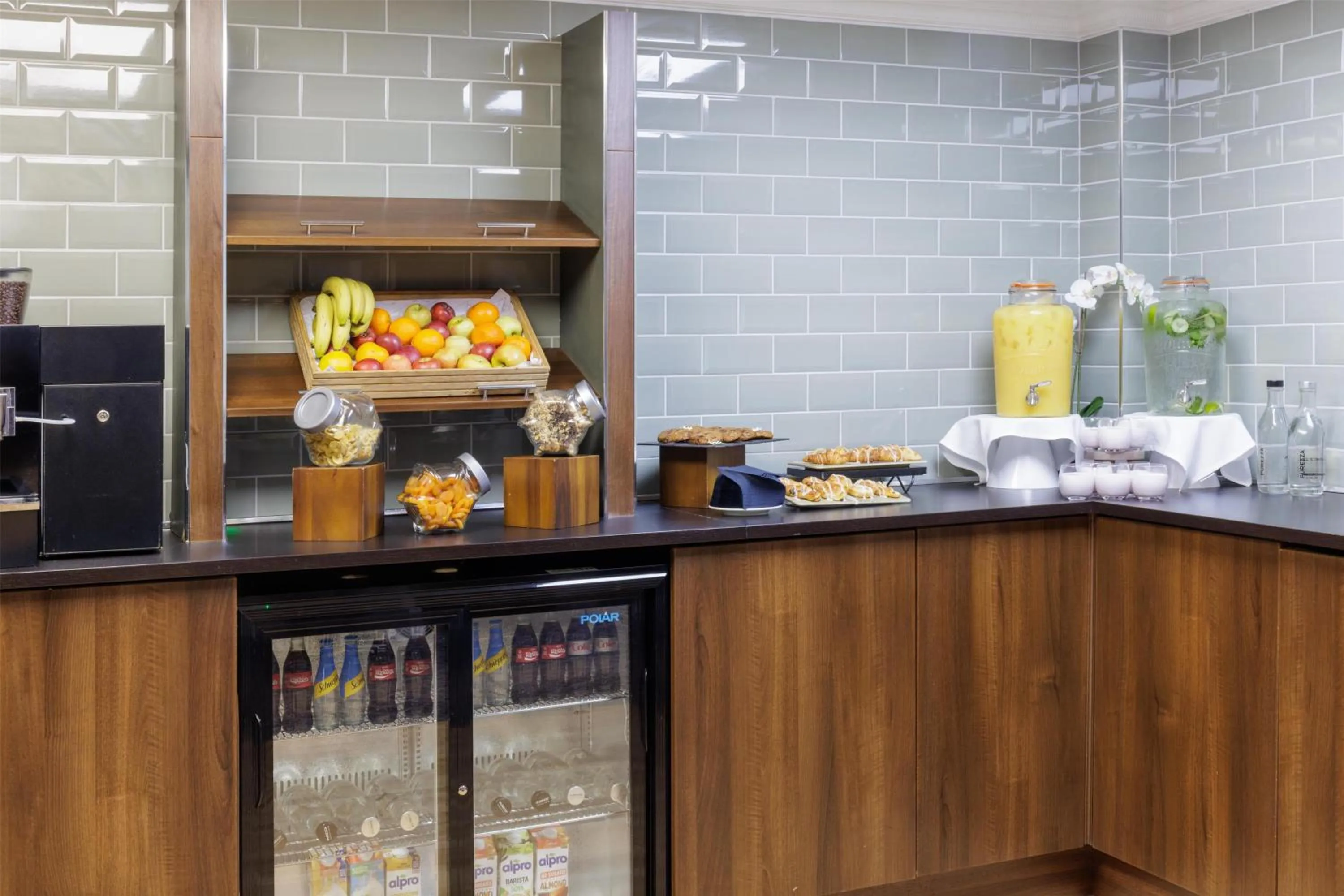 Breakfast in DoubleTree by Hilton St. Anne's Manor