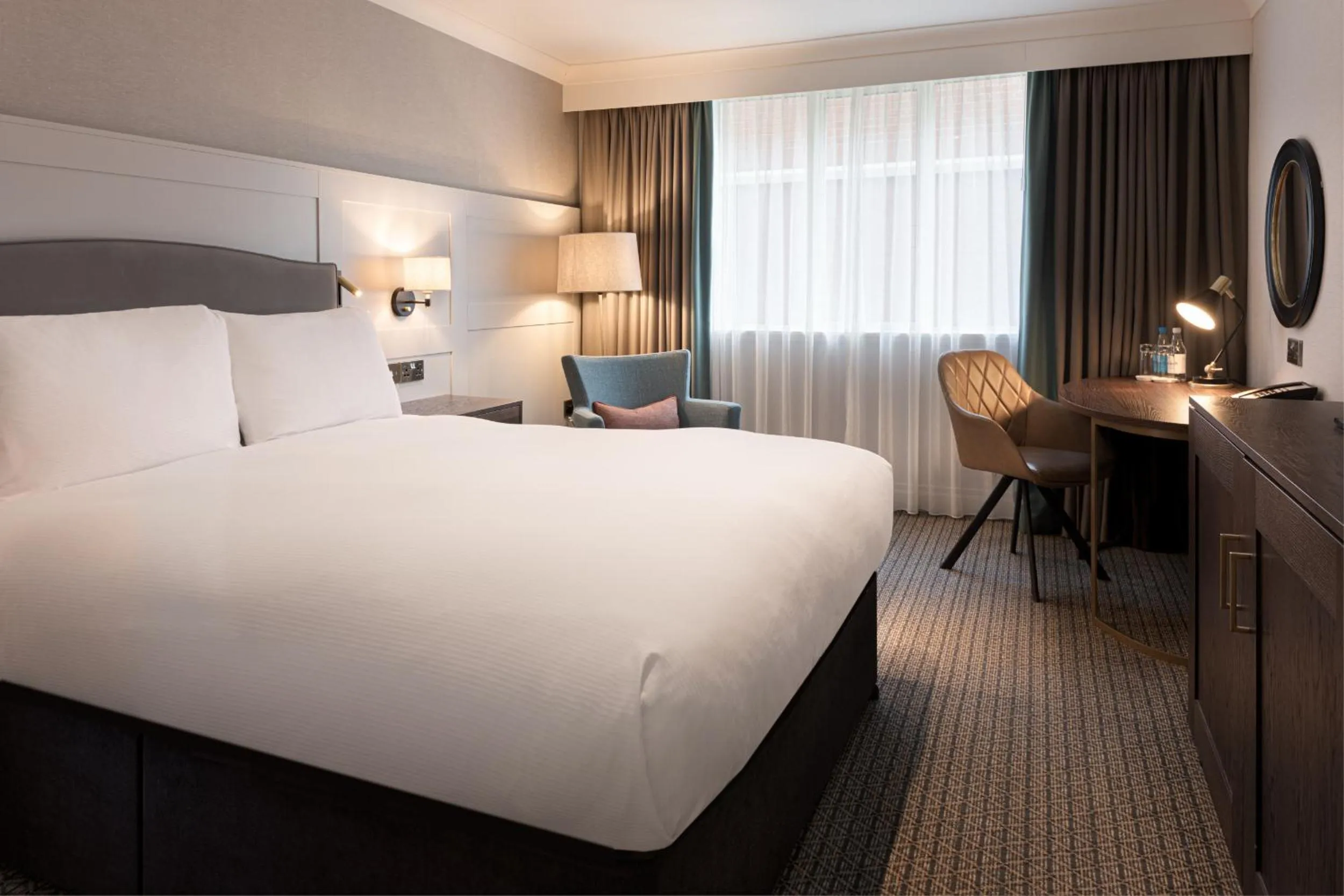 Bedroom, Bed in DoubleTree by Hilton St. Anne's Manor