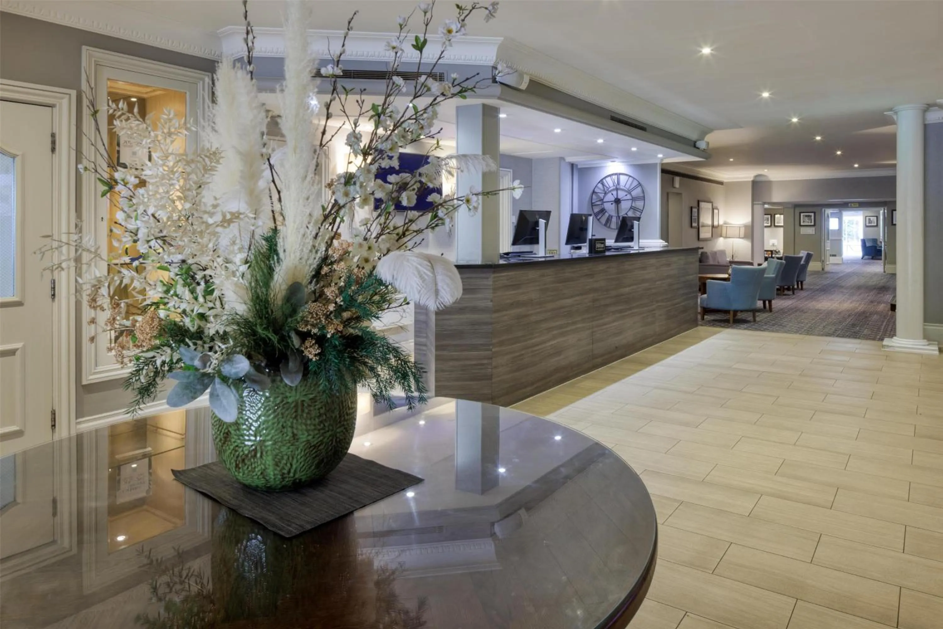 Lobby or reception in DoubleTree by Hilton St. Anne's Manor