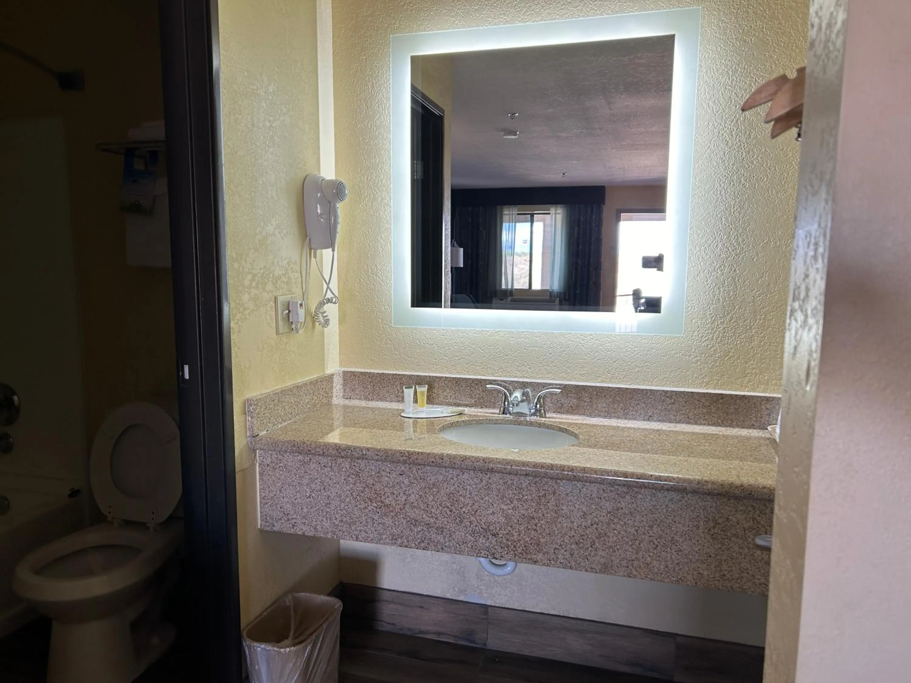 Bathroom in Days Inn by Wyndham Holbrook