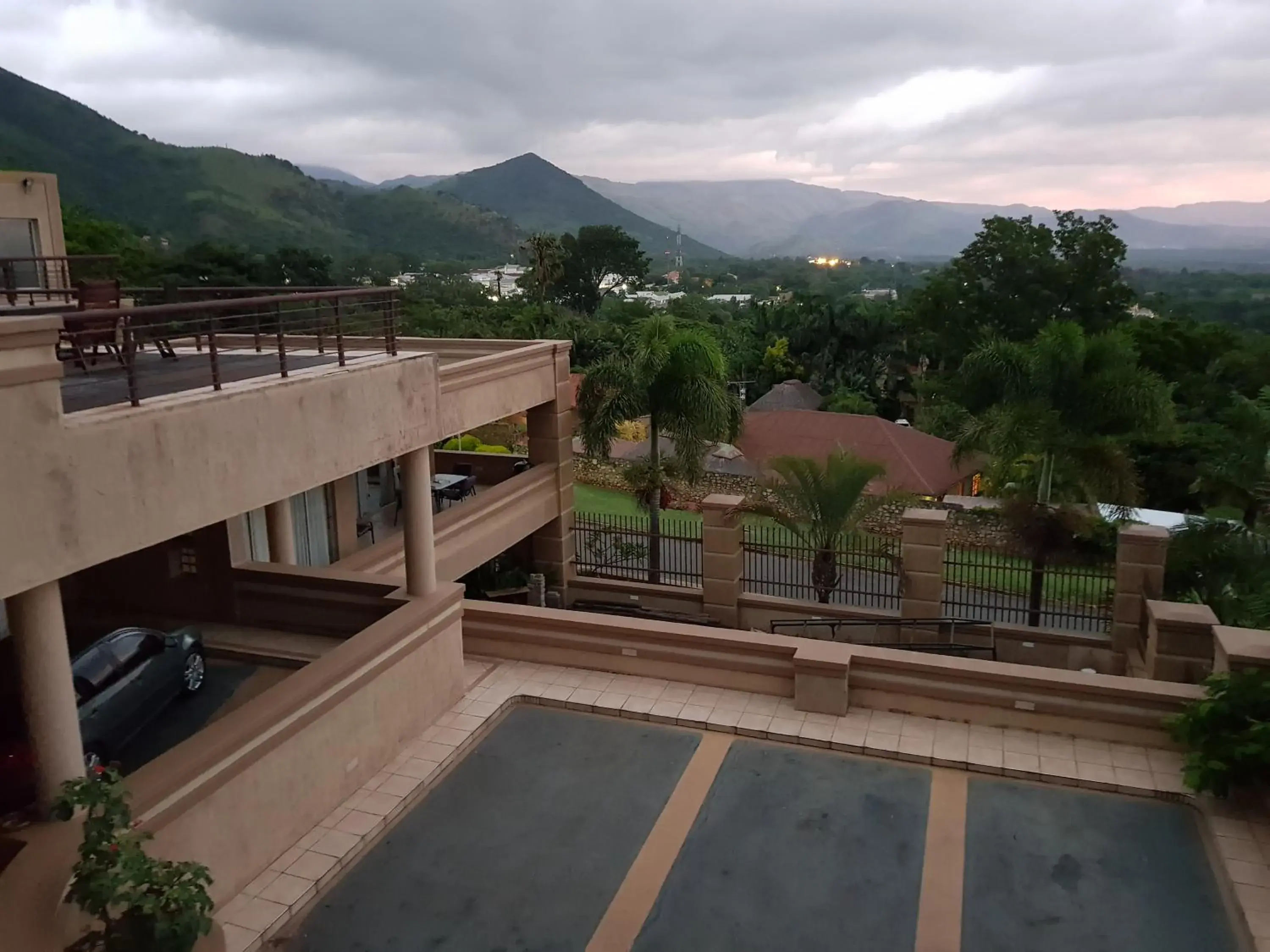 Two-Bedroom Suite in Bubez Guesthouse Two-Bedroom Suite in Bubez Guesthouse