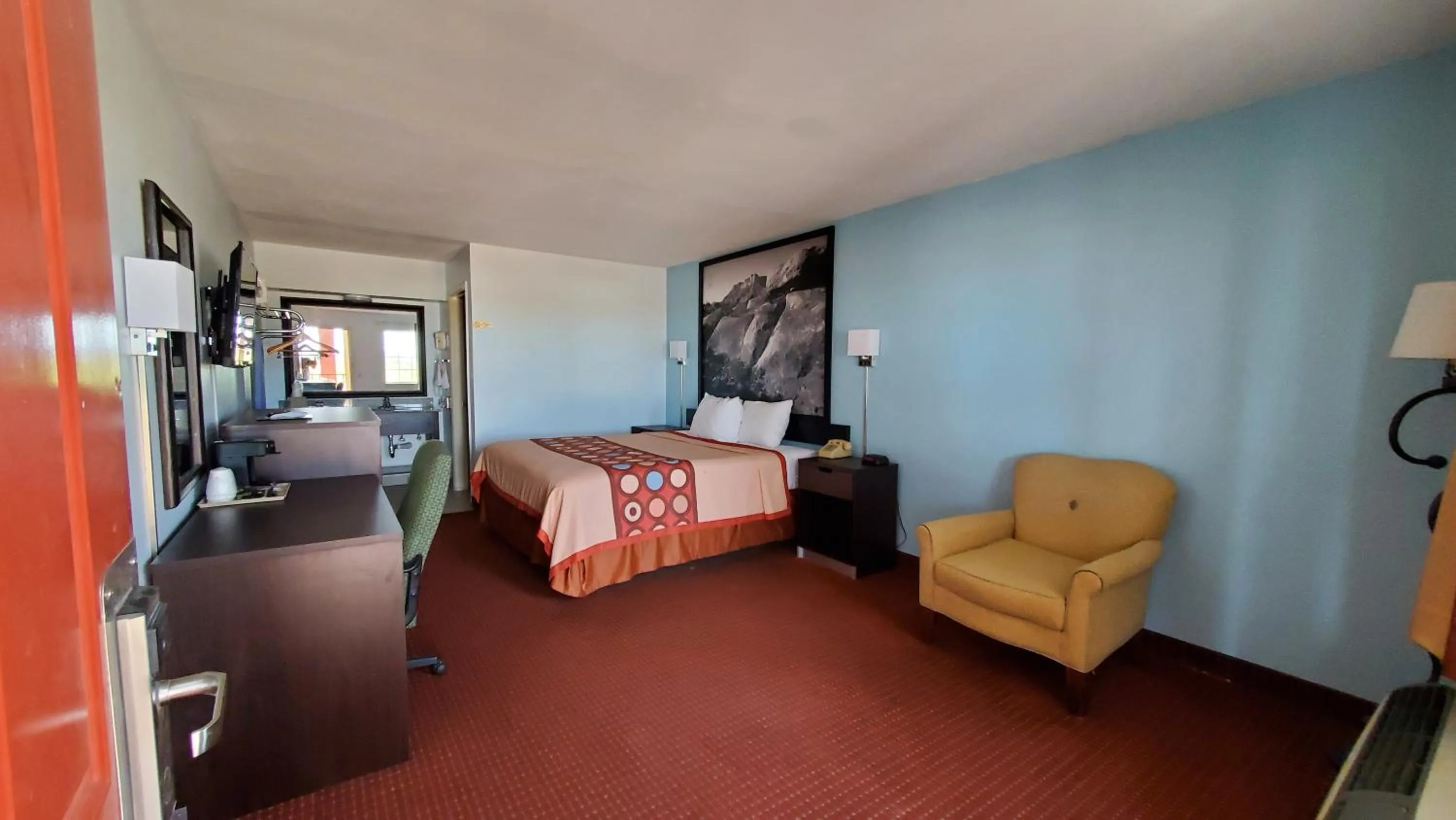 Other, Bed in Super 8 by Wyndham Van Horn