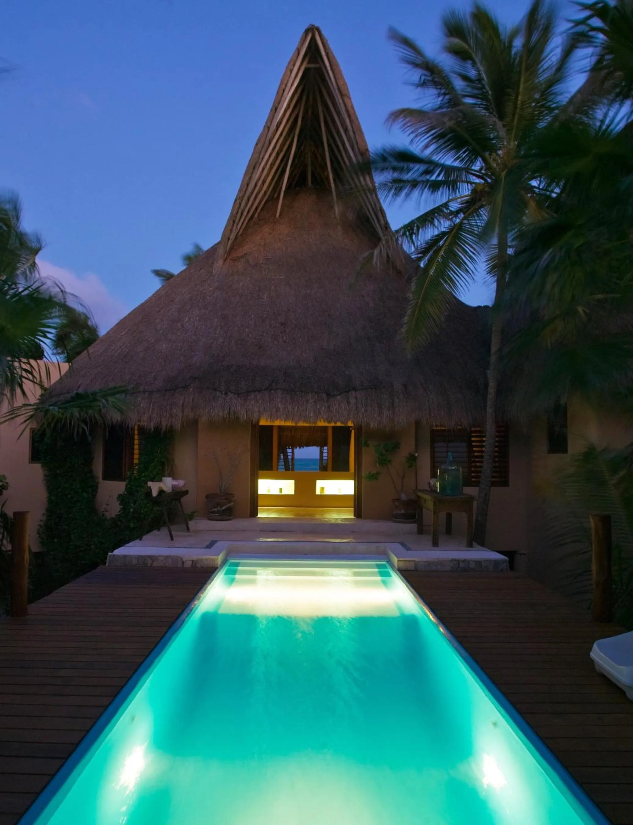 Swimming pool in Casa Nalum