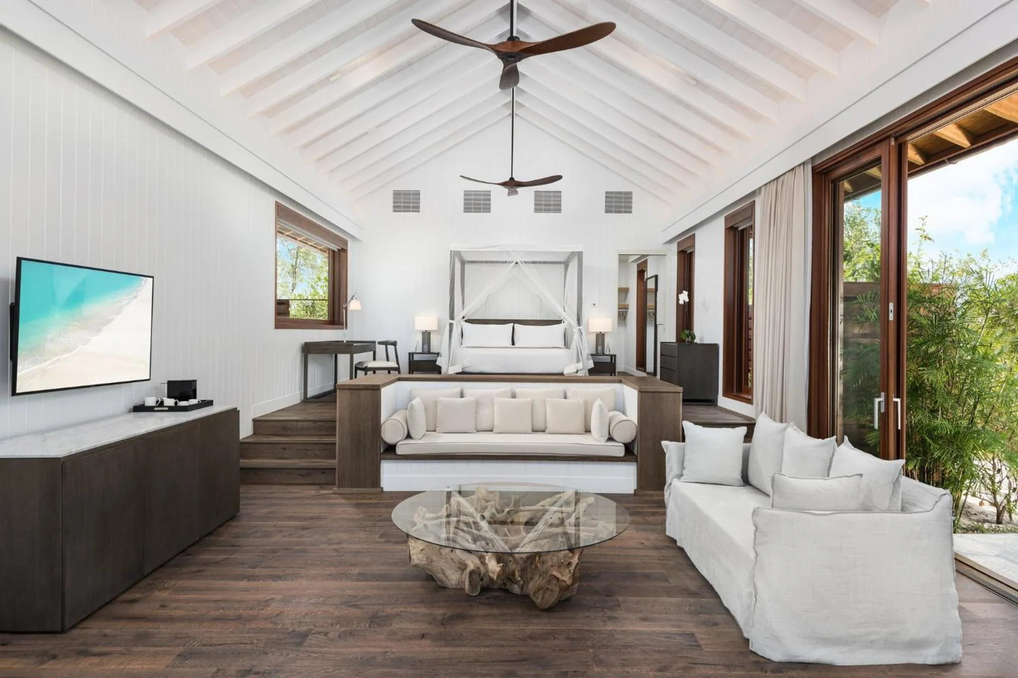 Photo of the whole room in COMO Parrot Cay