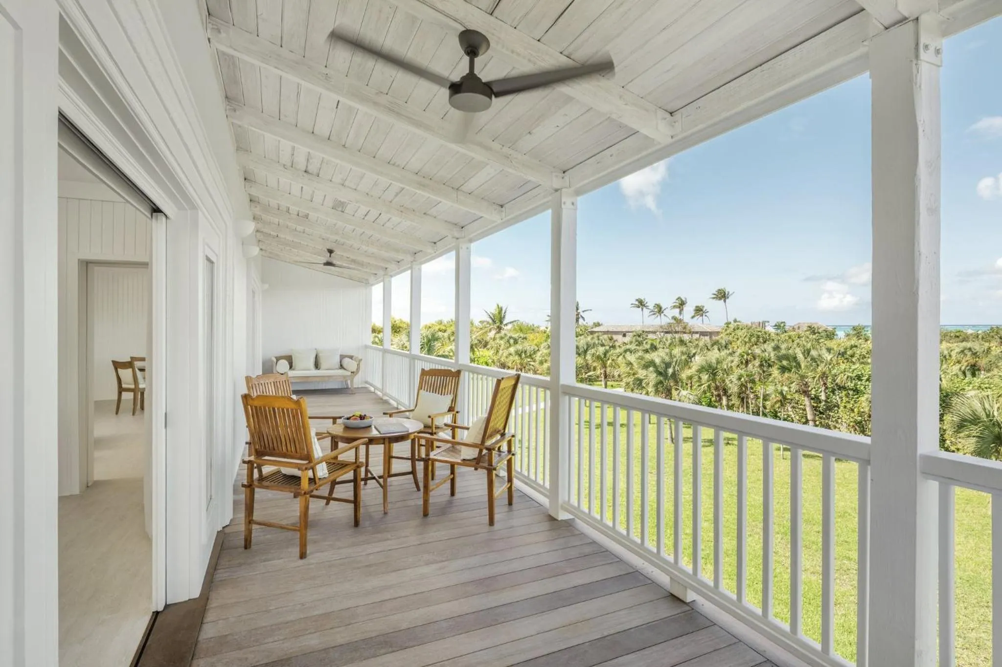 Photo of the whole room in COMO Parrot Cay