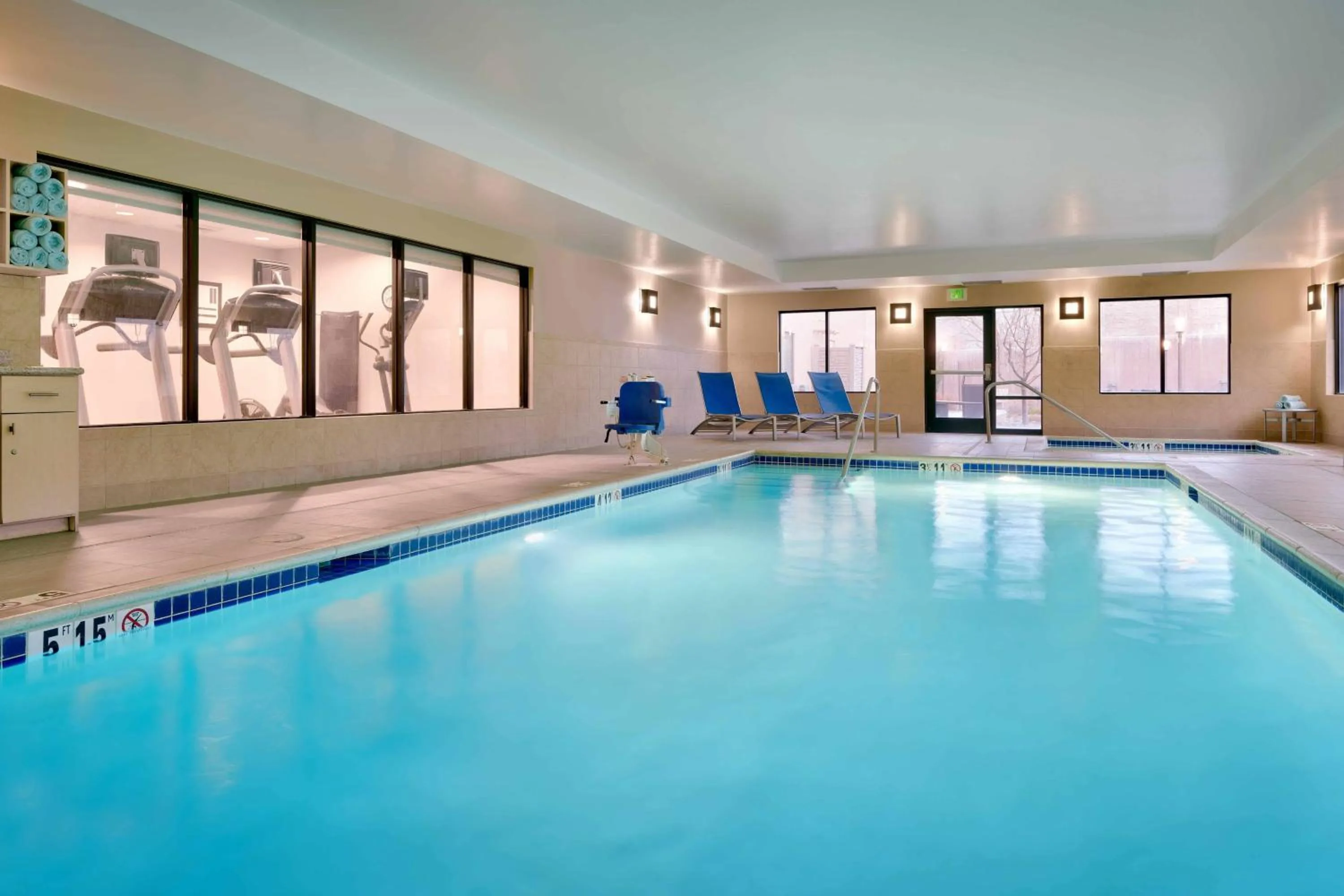 Swimming pool in TownePlace by Marriott Suites Elko