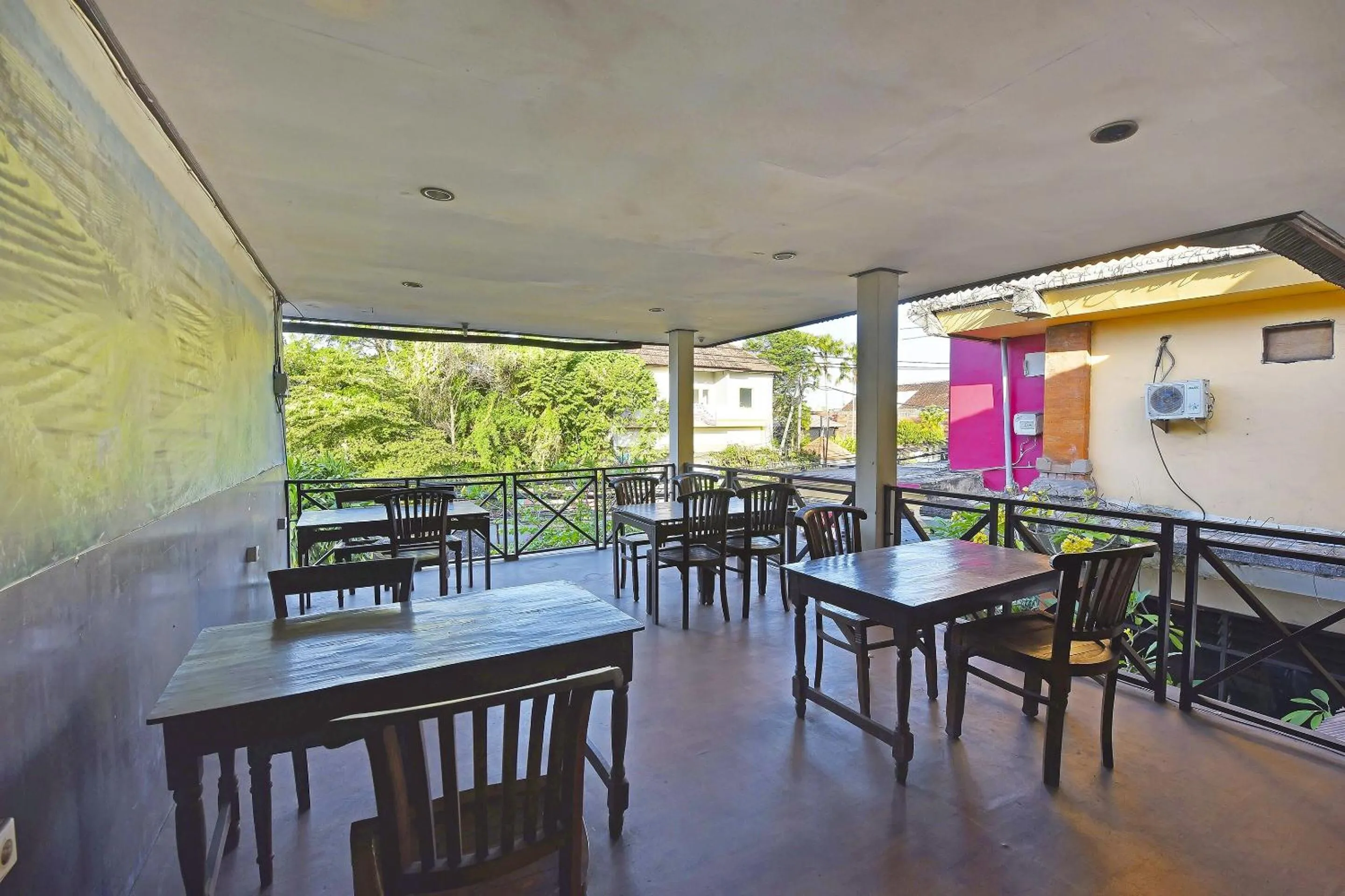 Lobby or reception in OYO 3244 Grand Chandra Hotel