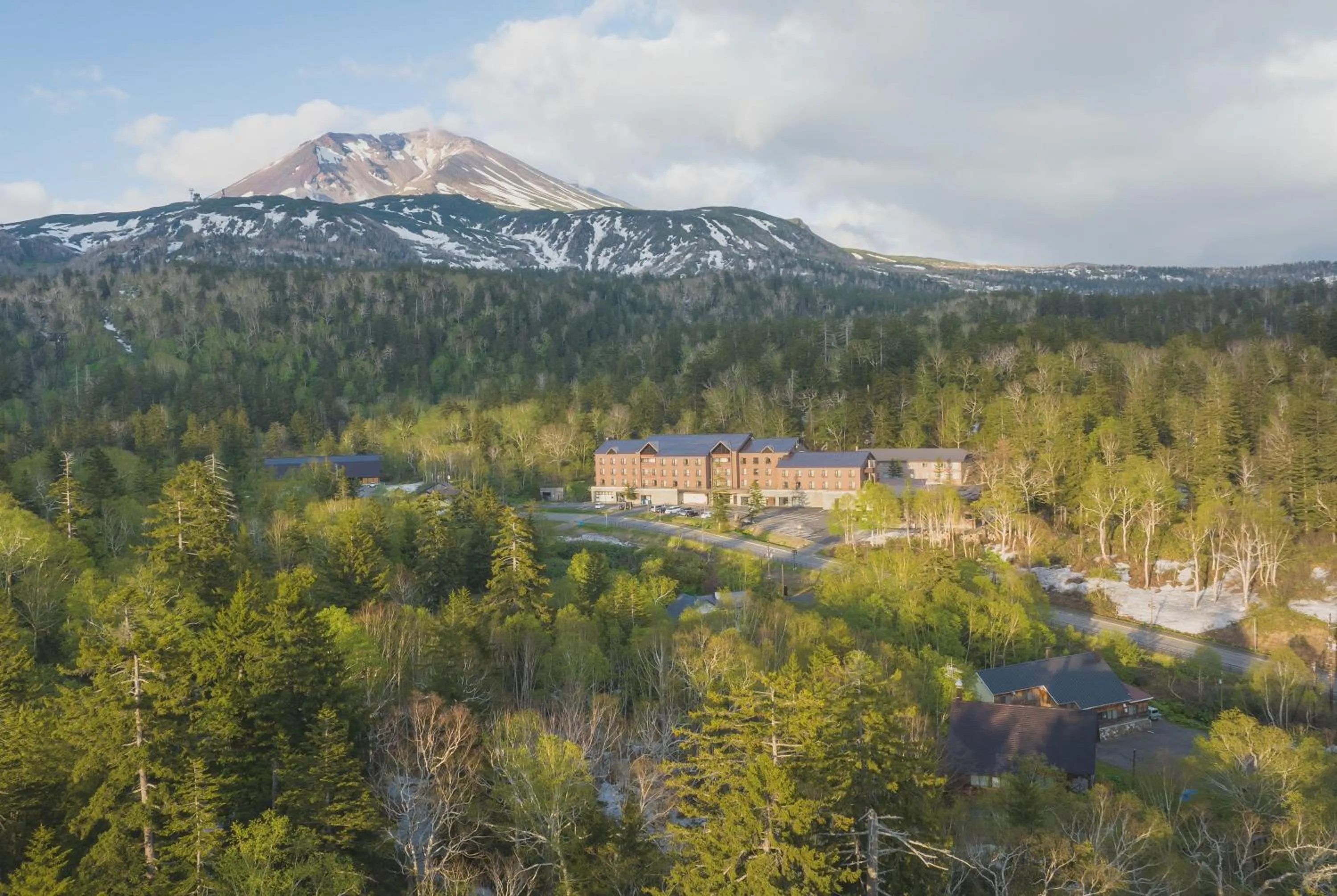 Property building in Higashikawa Asahidake Onsen Hotel Bear Monte