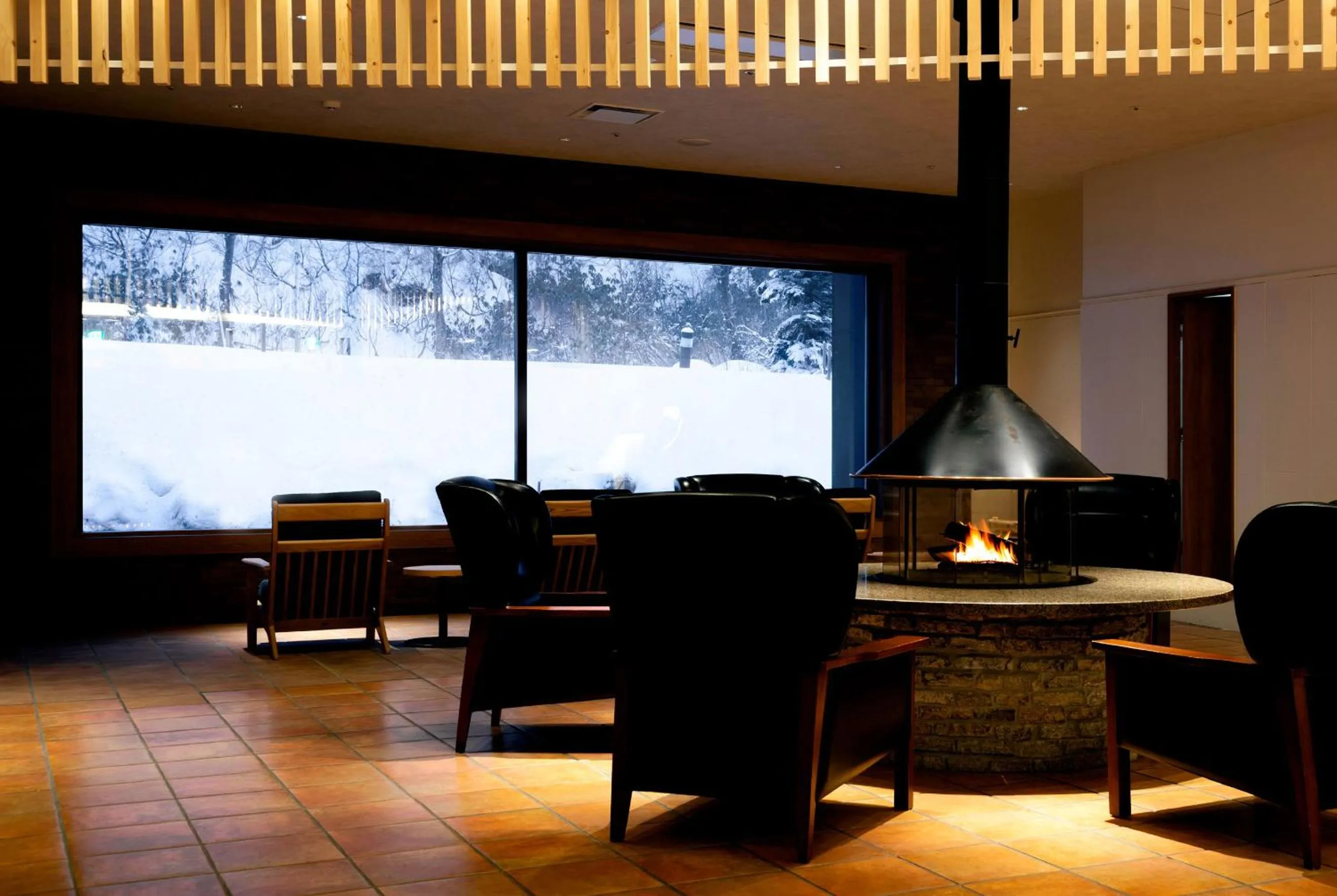 Lounge or bar in Higashikawa Asahidake Onsen Hotel Bear Monte