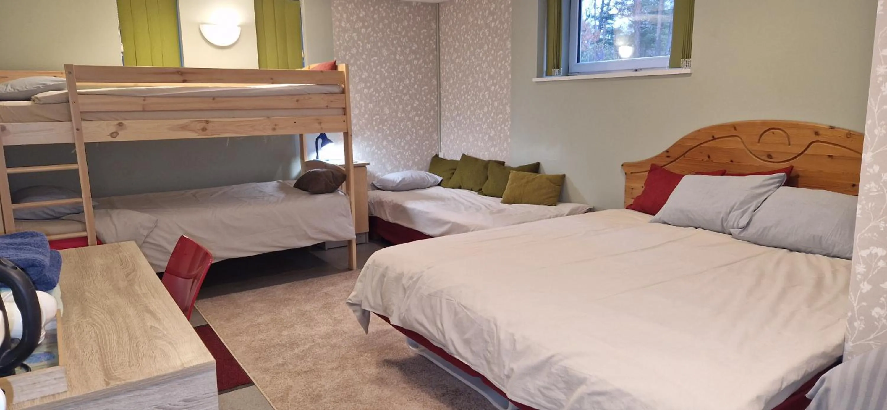 Photo of the whole room, Bed in Freedom65 Hostel and Caravan