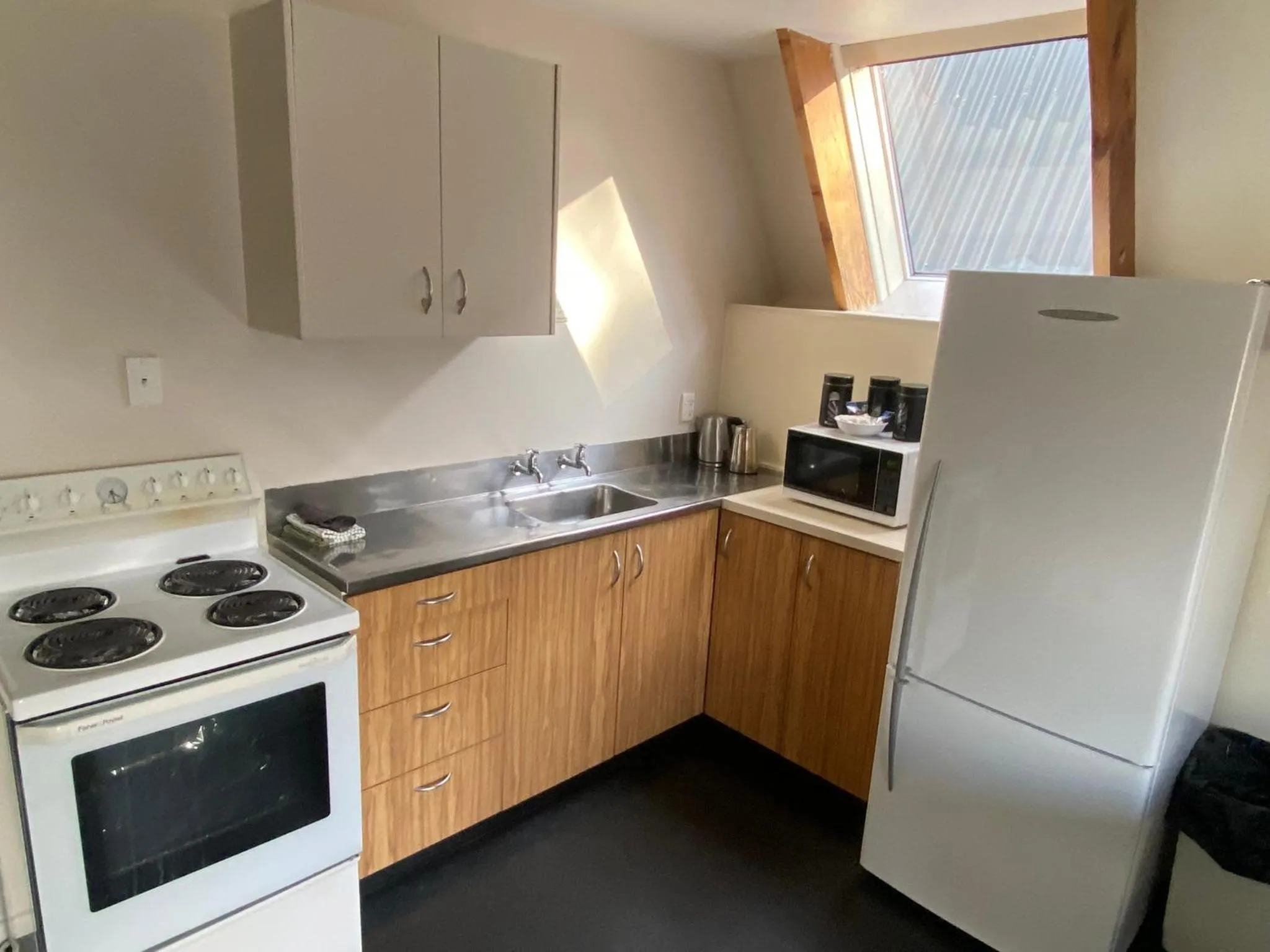 kitchen in Mountain Chalets Motel