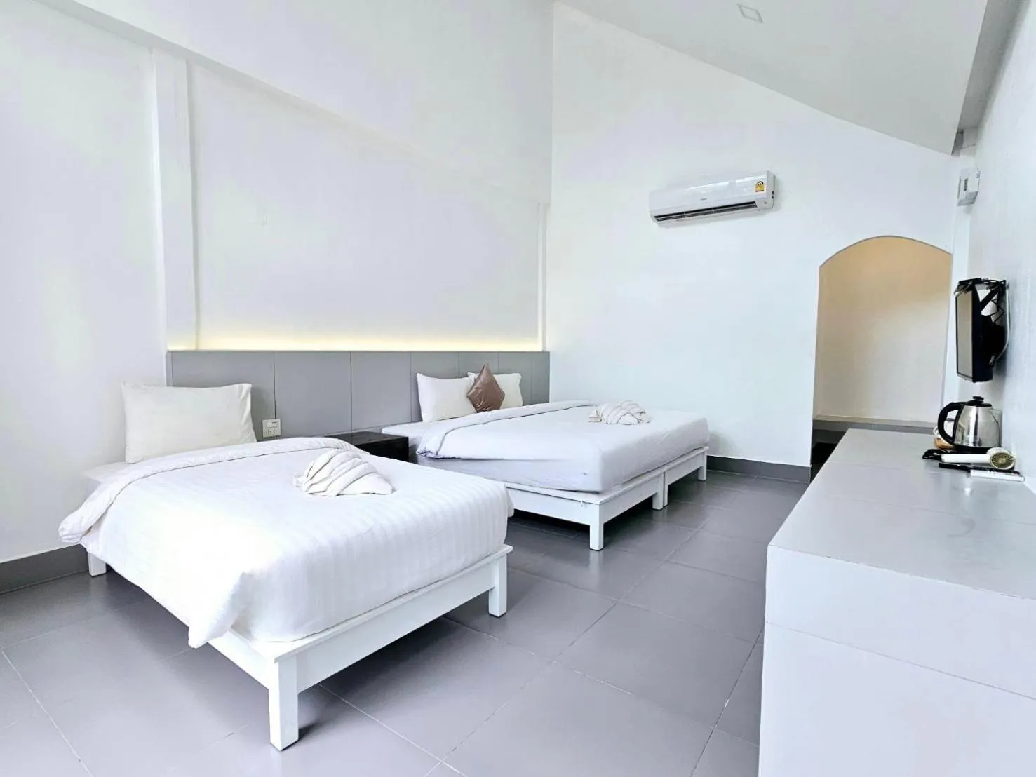 Bed in Saithong Resort