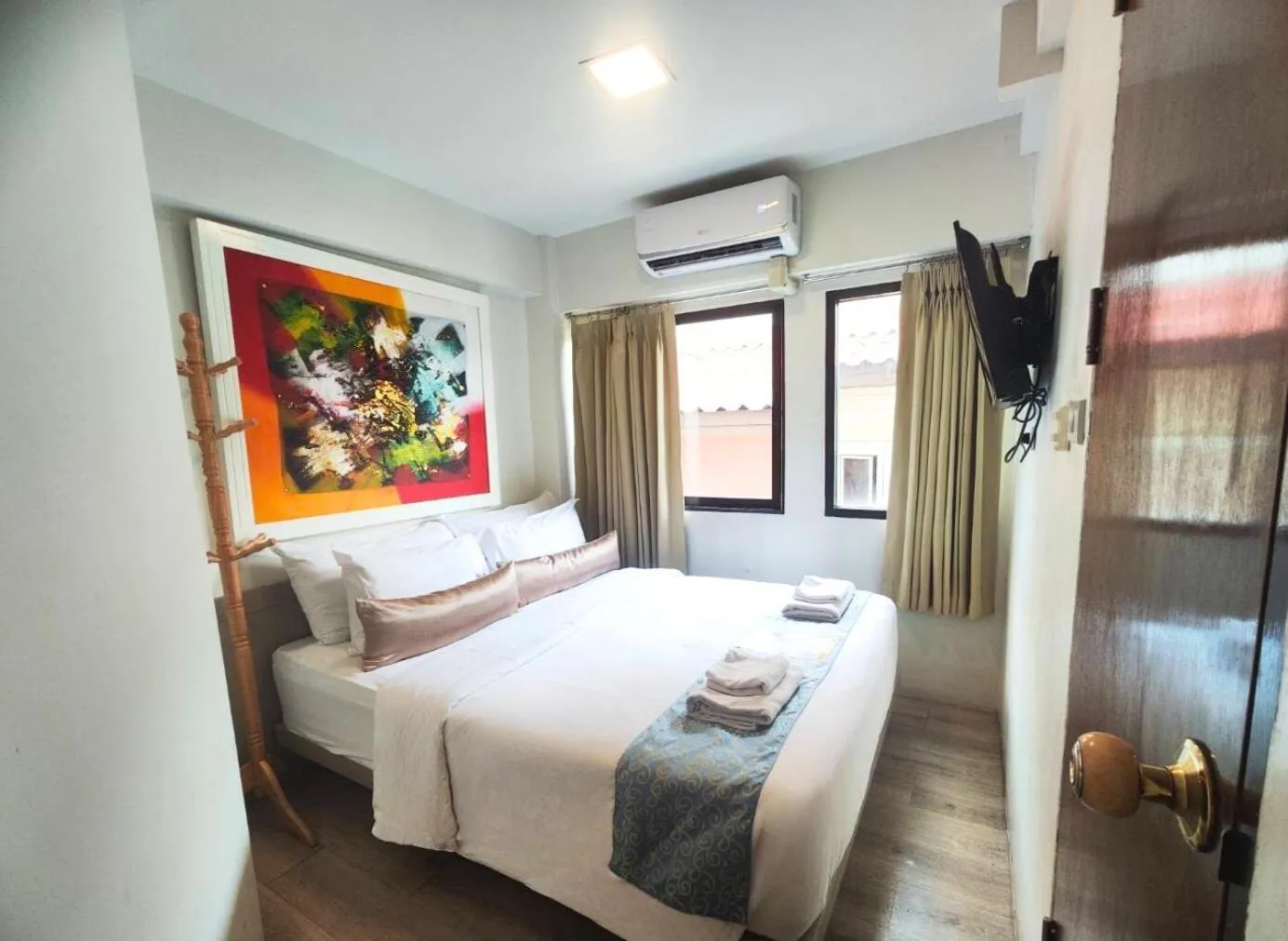 View (from property/room), Bed in Sawasdee House