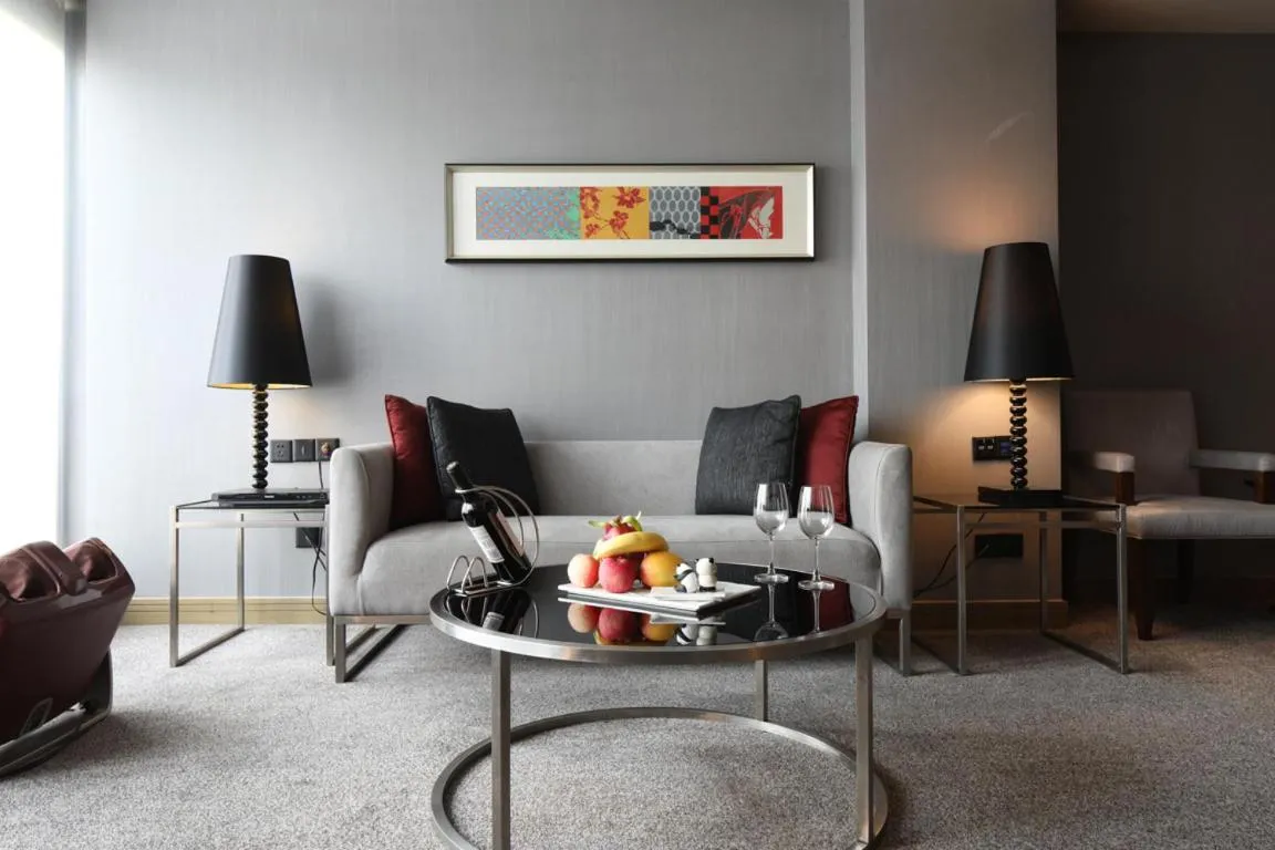Living room in Rhombus Park Aura Chengdu Hotel