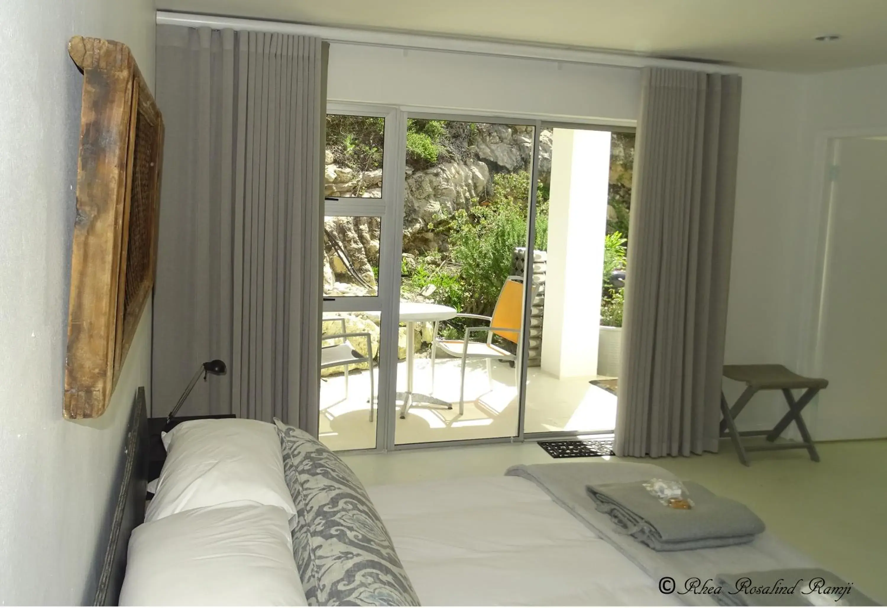 Standard Double Room with Mountain View - Peace of Mind in Agulhas Ocean House Standard Double Room with Mountain View - Peace of Mind in Agulhas Ocean House