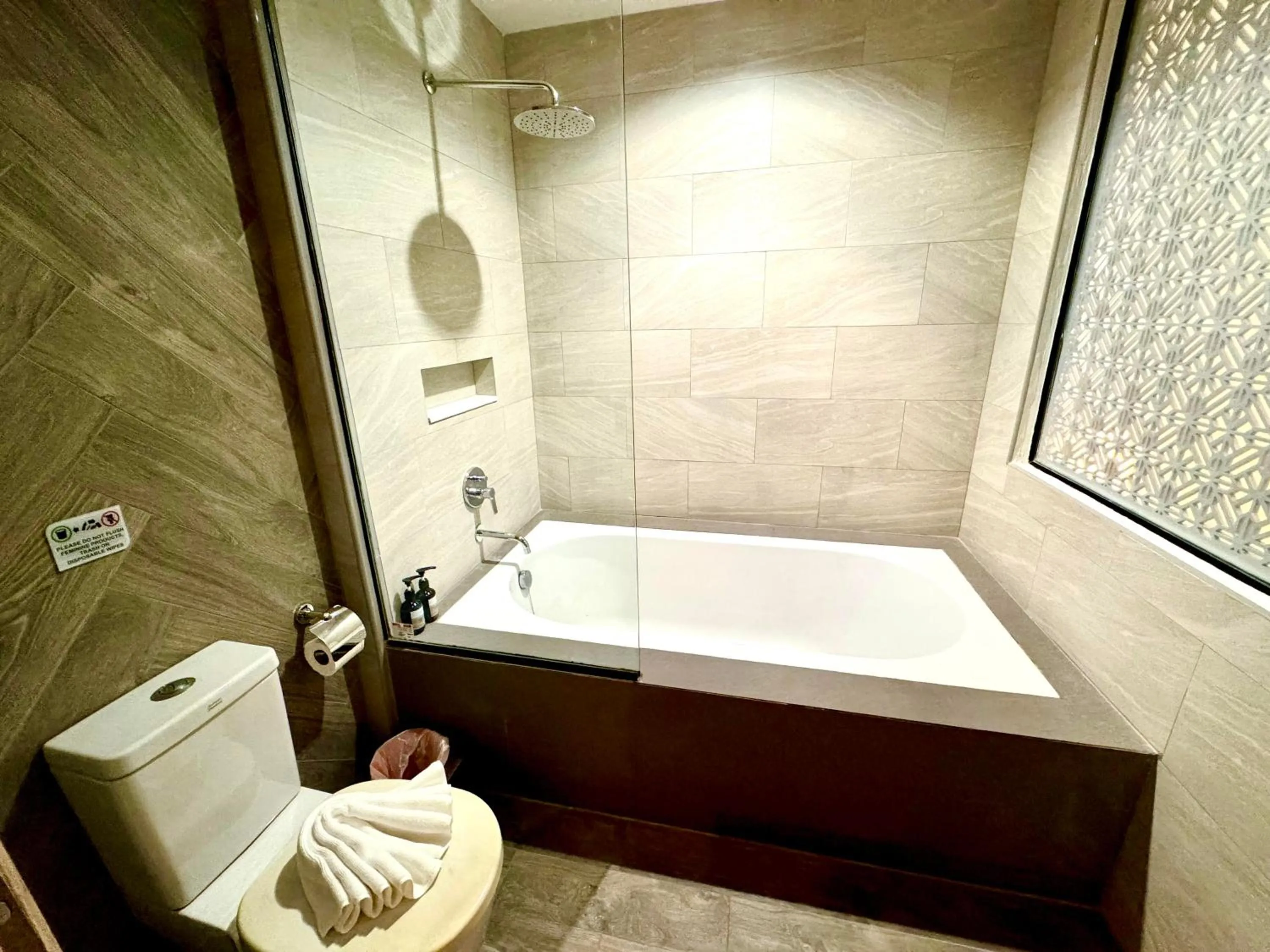 Bathroom in De Cozé Hotel