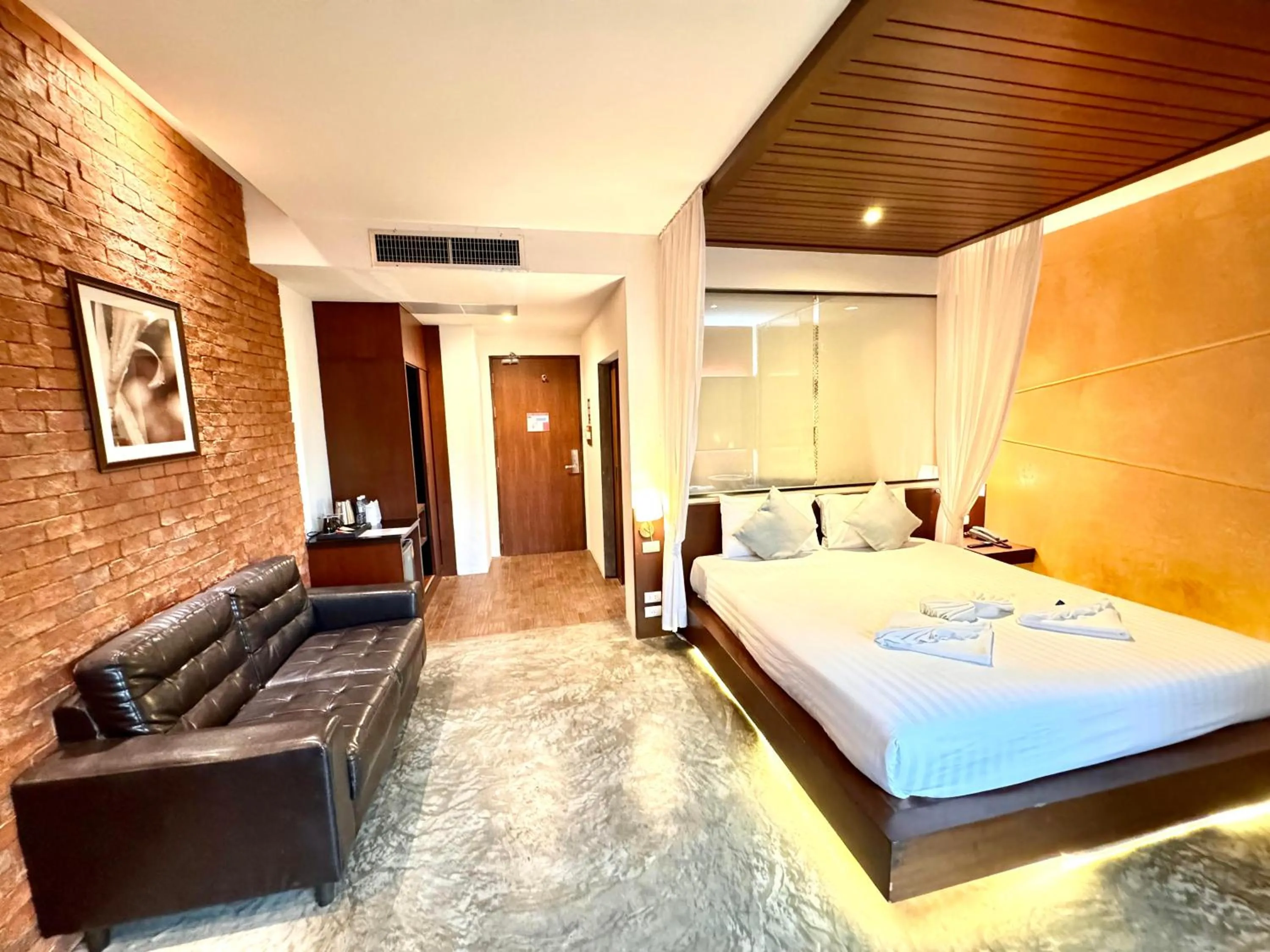 Bedroom, Bed in De Cozé Hotel