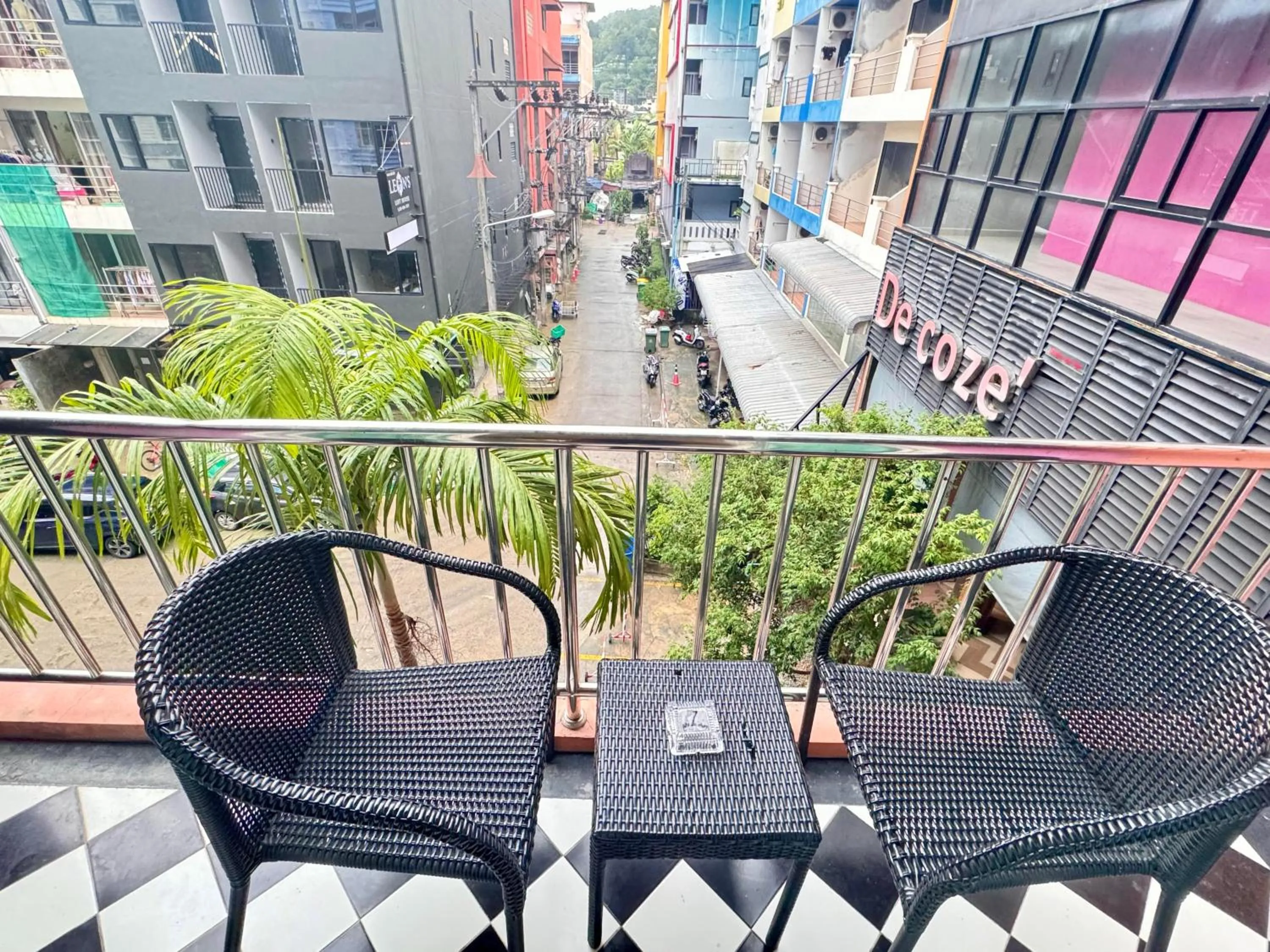 View (from property/room) in De Cozé Hotel