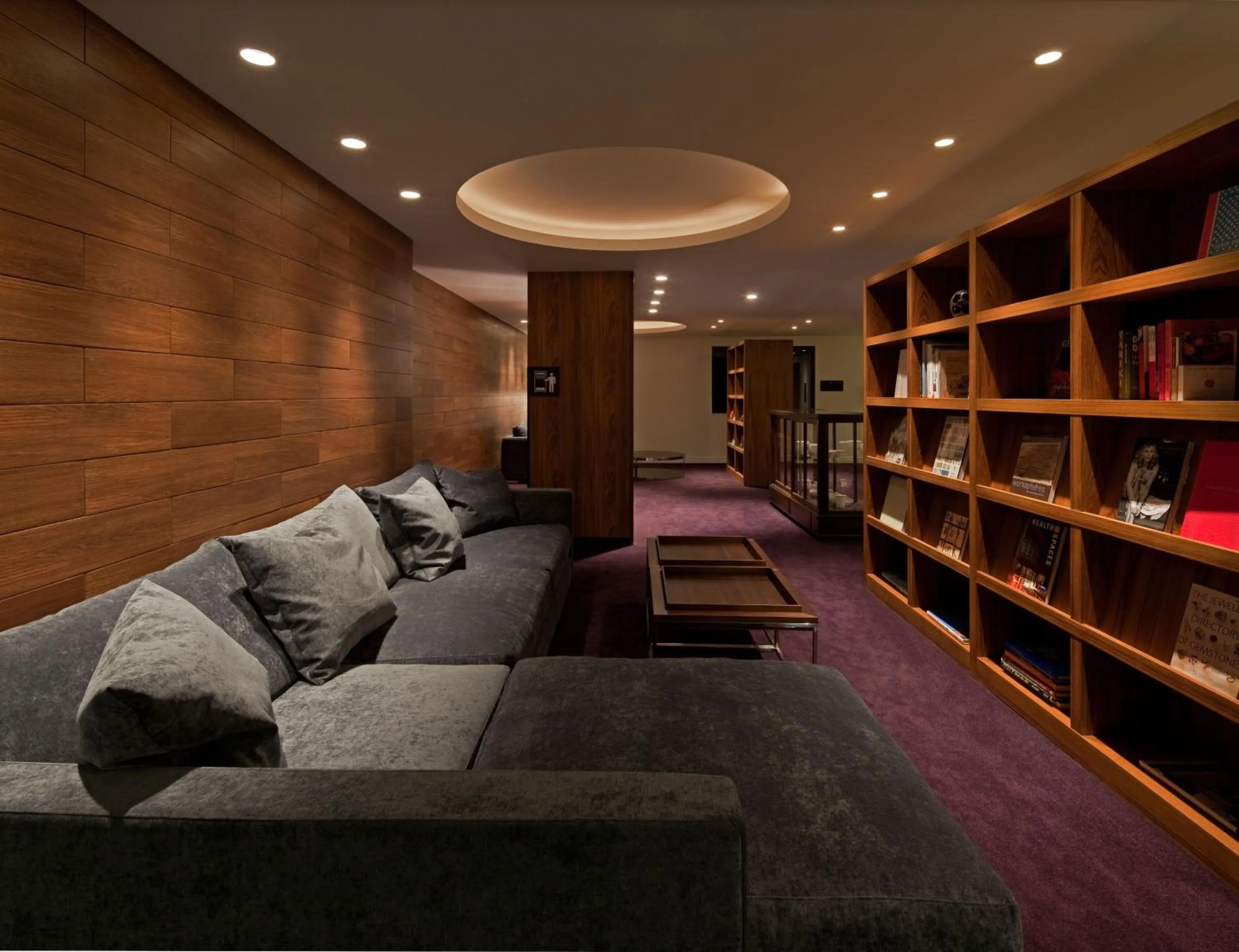 Library in Furuyu Onsen Oncri