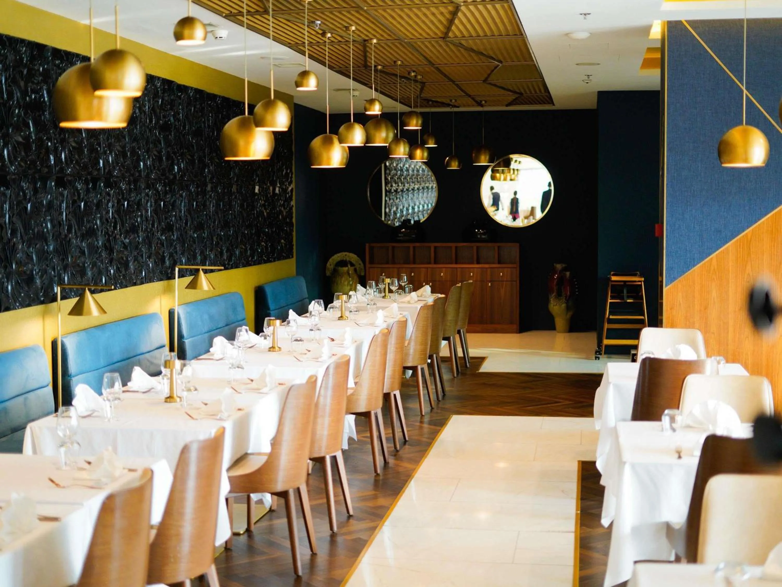 Restaurant/places to eat in Swissotel Sarajevo