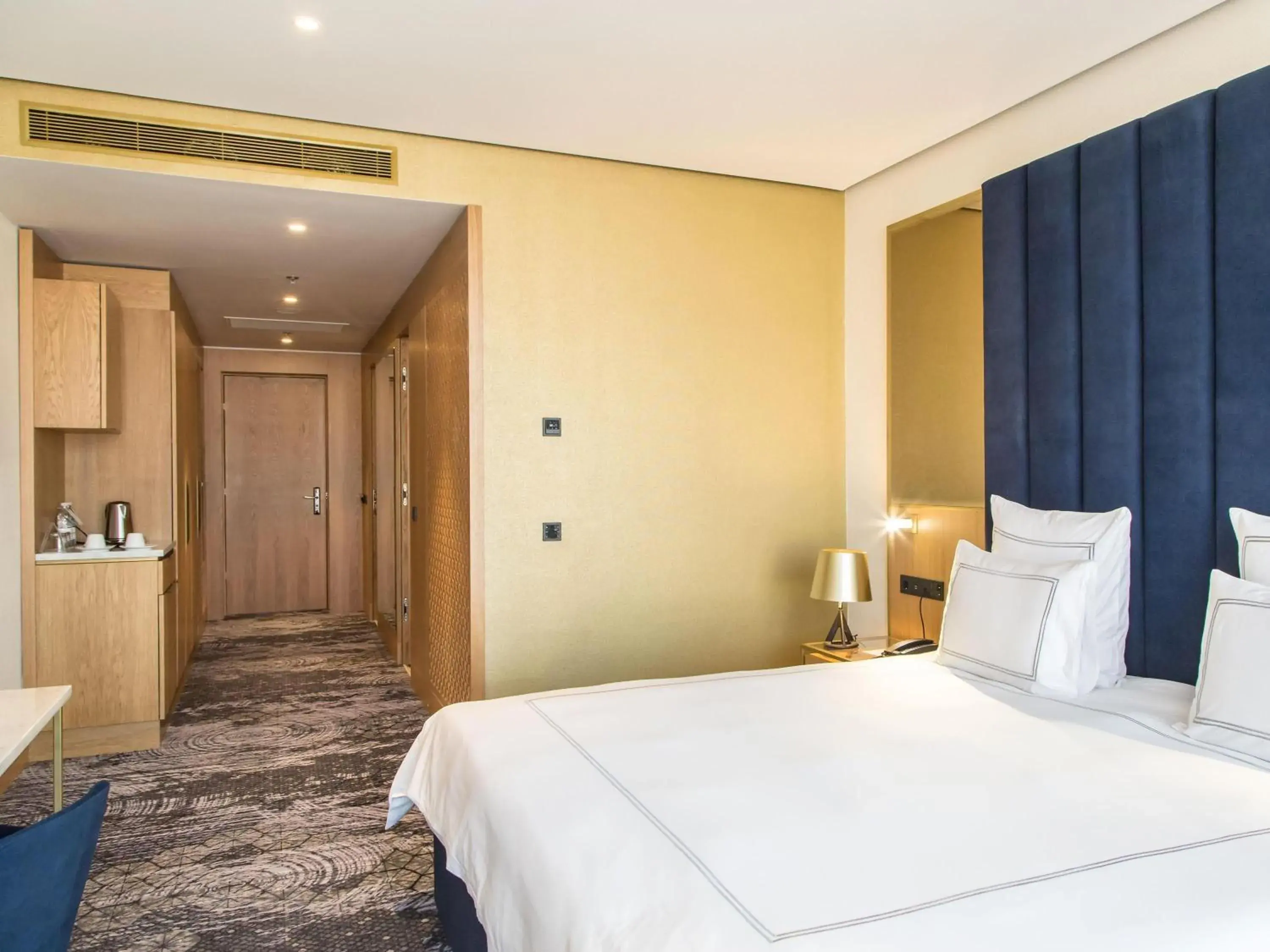 Standard Double or Twin Room in Swissotel Sarajevo Standard Double or Twin Room in Swissotel Sarajevo