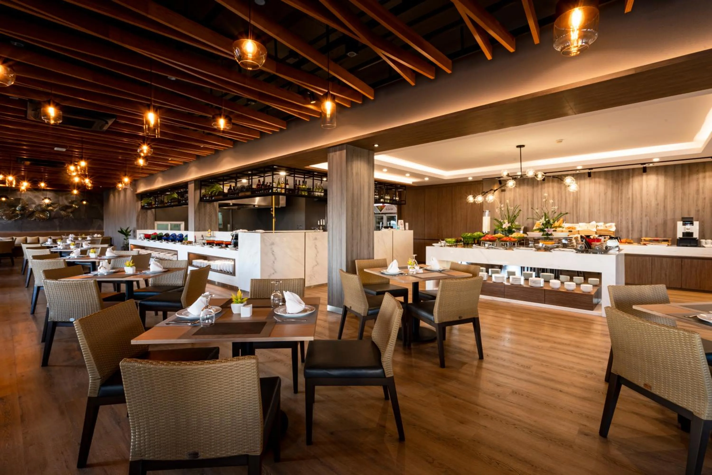 Restaurant/places to eat in G Hua Hin Resort & Mall