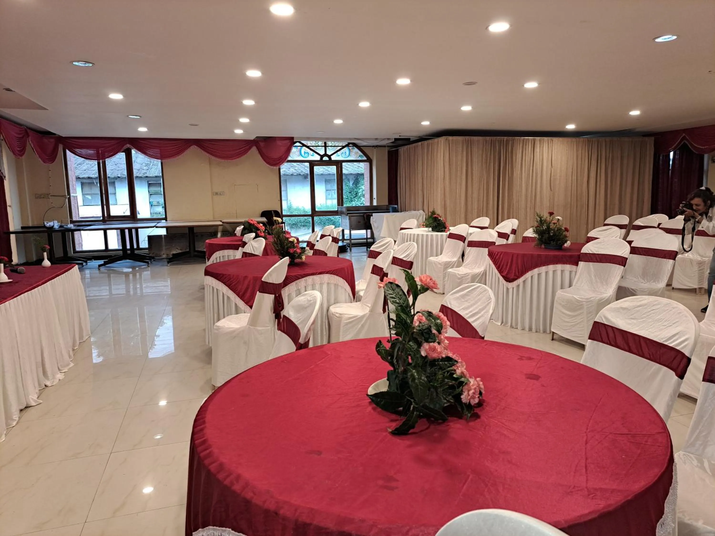 Banquet/Function facilities in Hotel Preethi Classic Towers