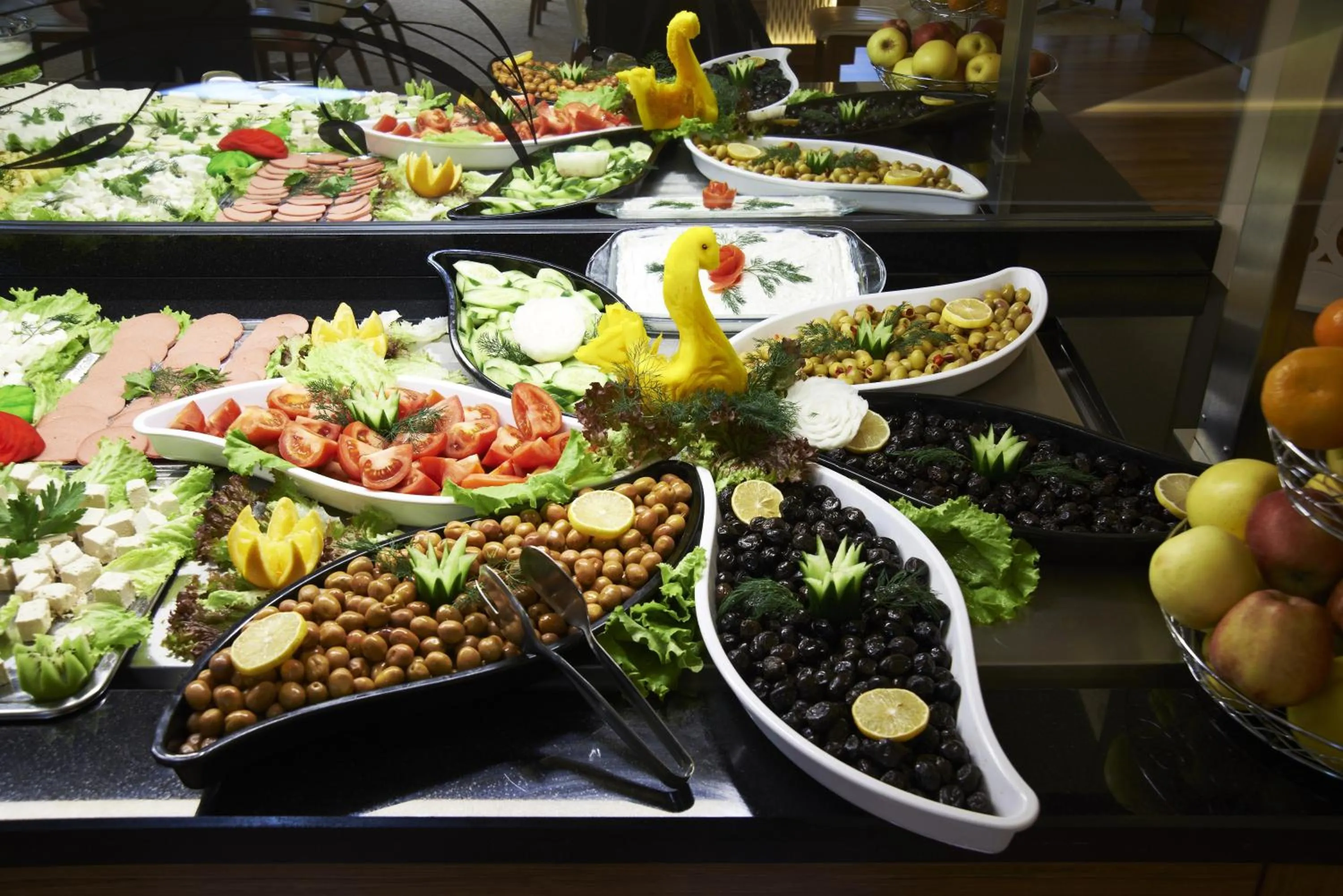 Restaurant/places to eat in Soyic Hotel